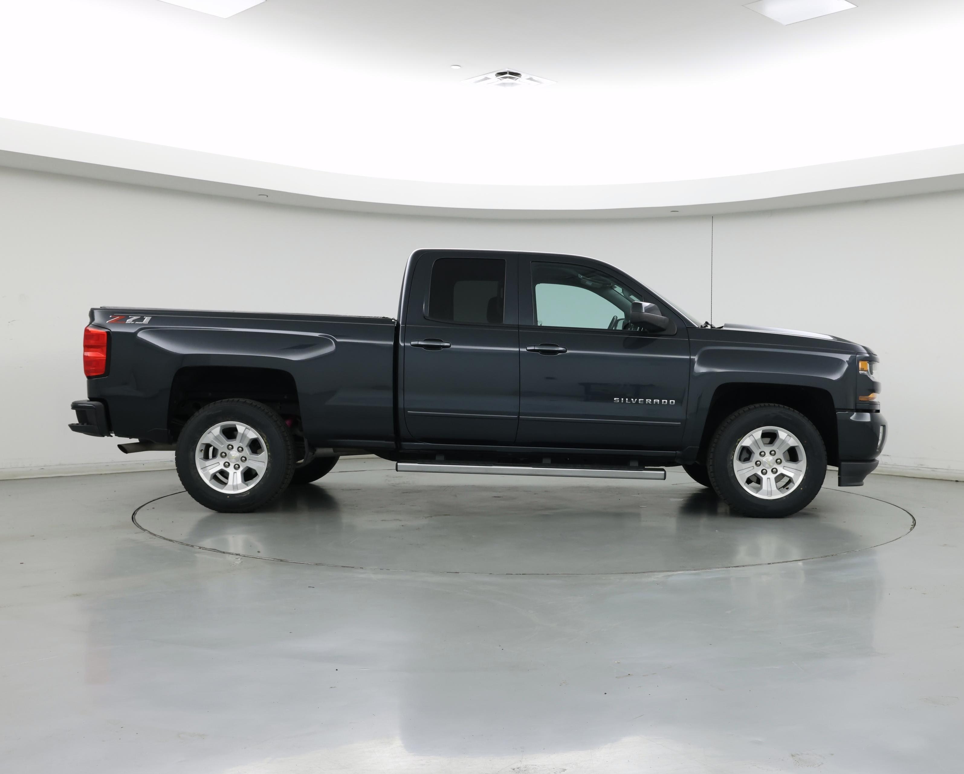 Thumbnail: 2018 Chevrolet Silverado 1500 - 7