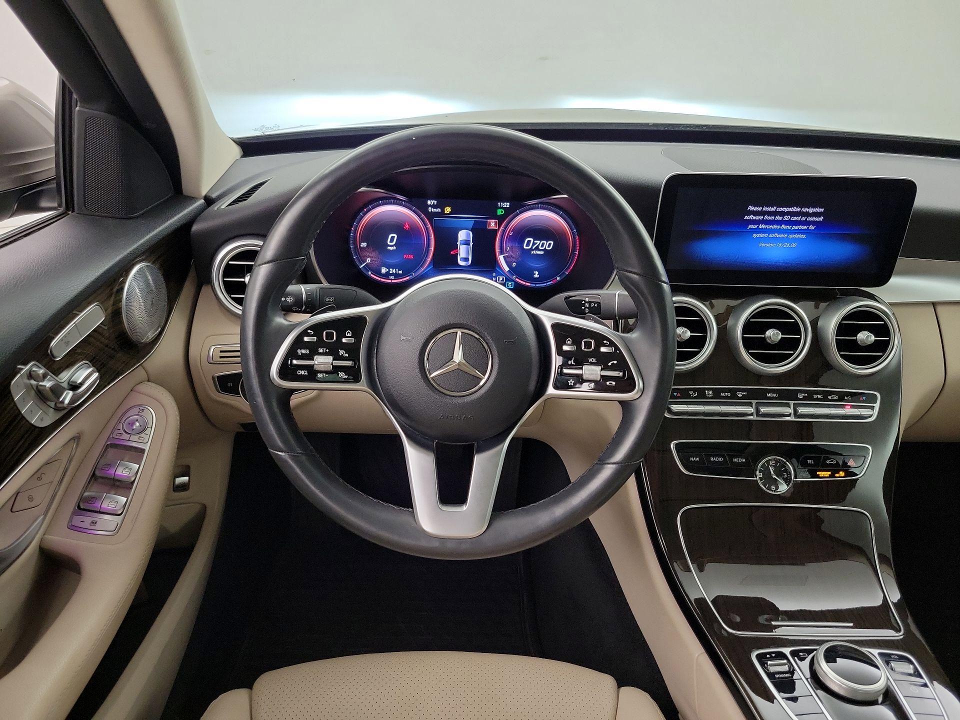 Thumbnail: 2020 Mercedes-Benz C-Class - 10