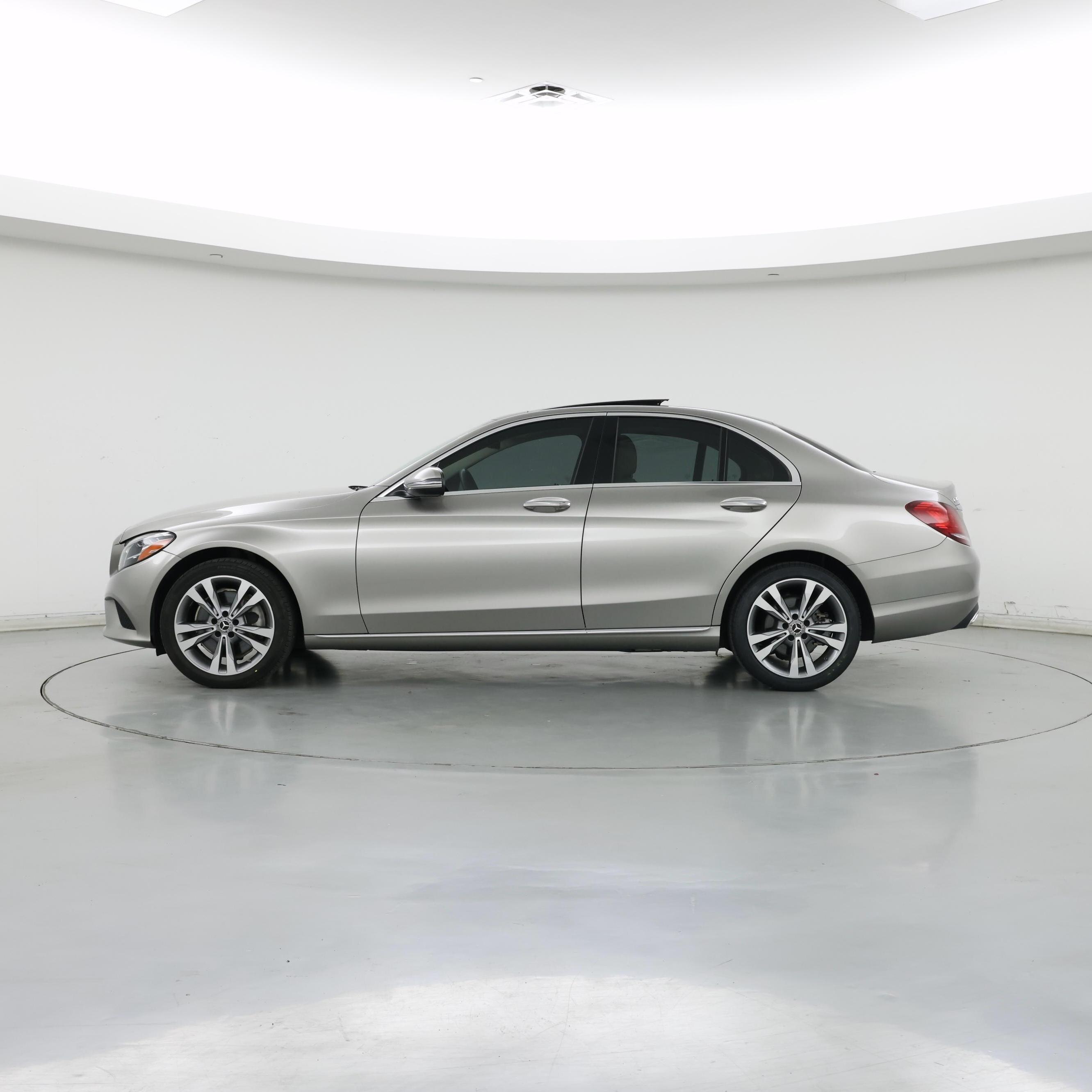 Thumbnail: 2020 Mercedes-Benz C-Class - 3
