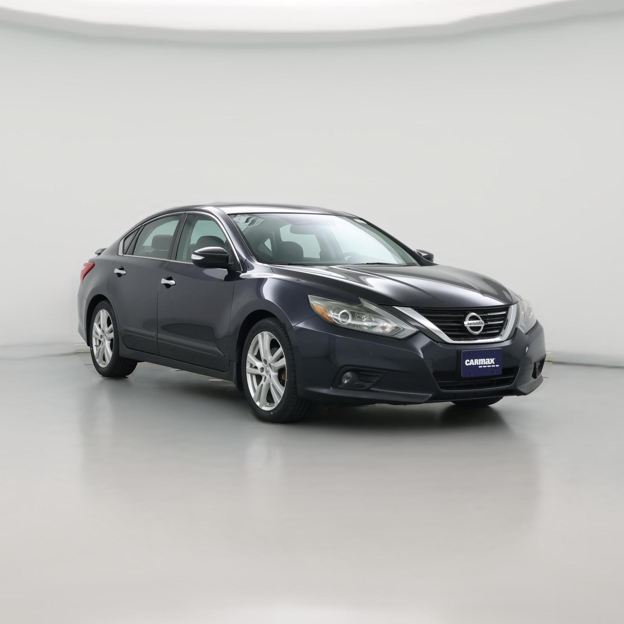 Thumbnail: 2016 Nissan Altima - 1