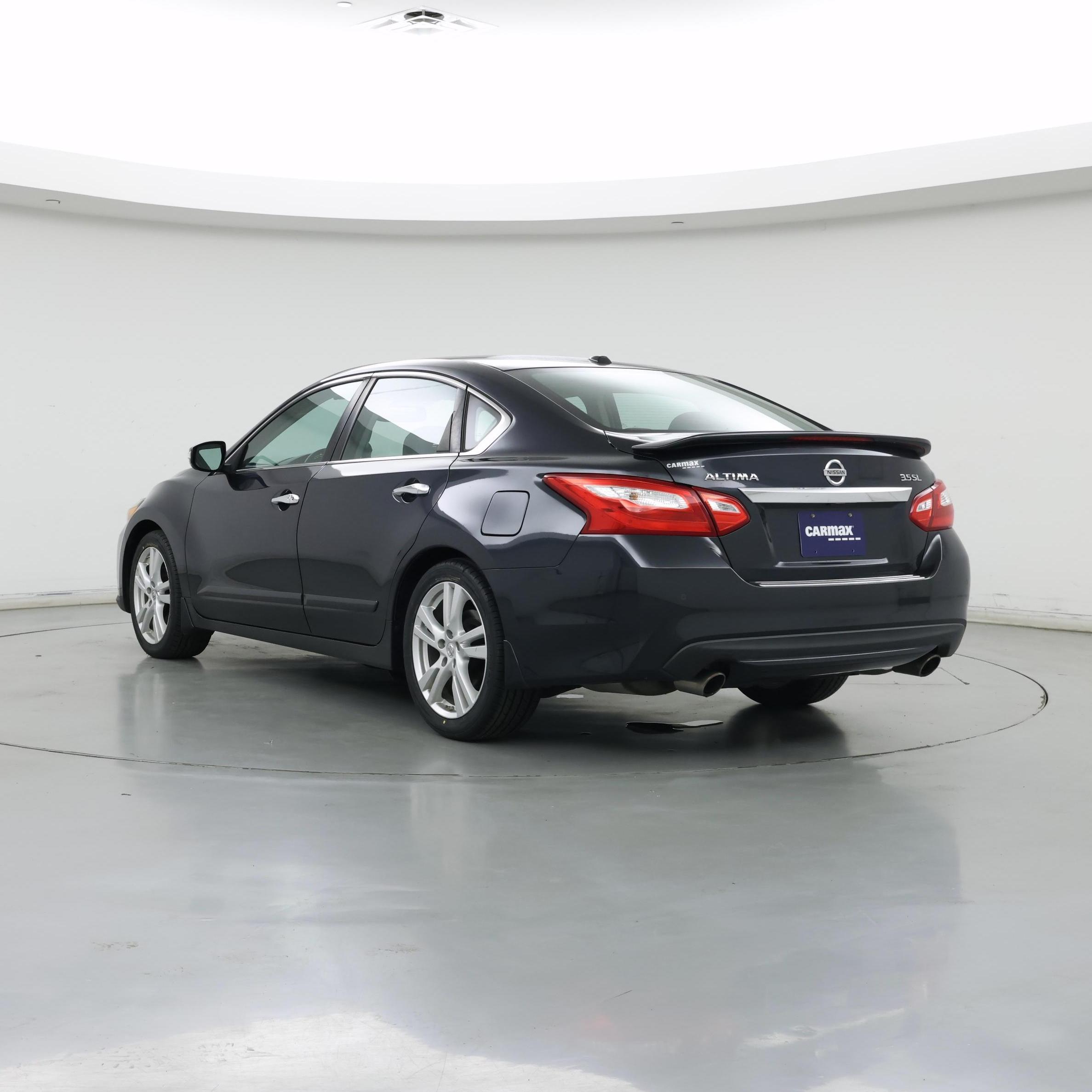 Thumbnail: 2016 Nissan Altima - 2