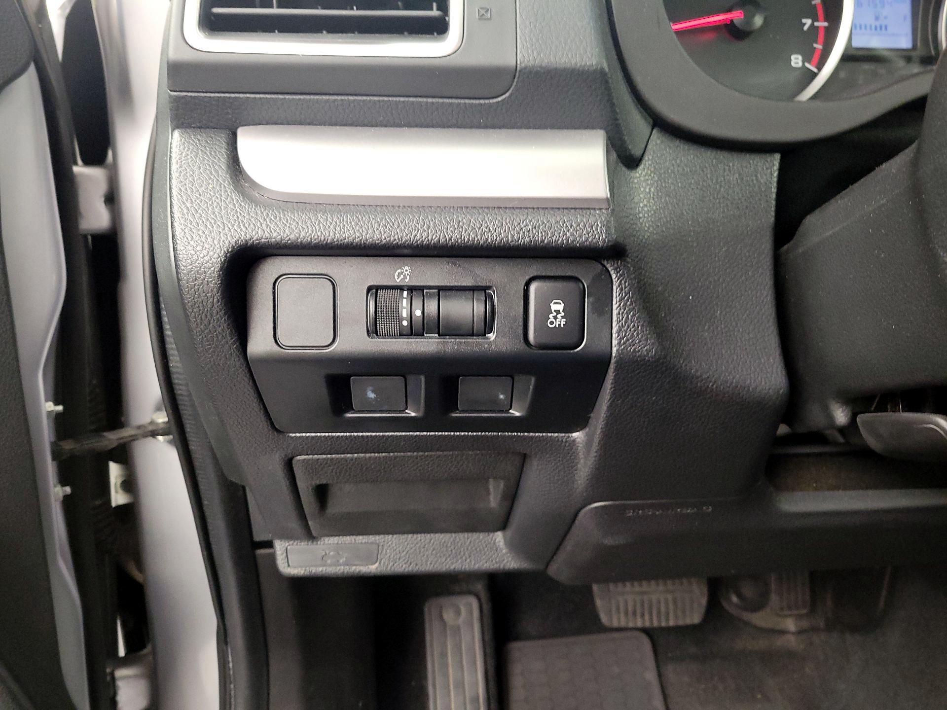 Thumbnail: 2016 Subaru Forester - 13