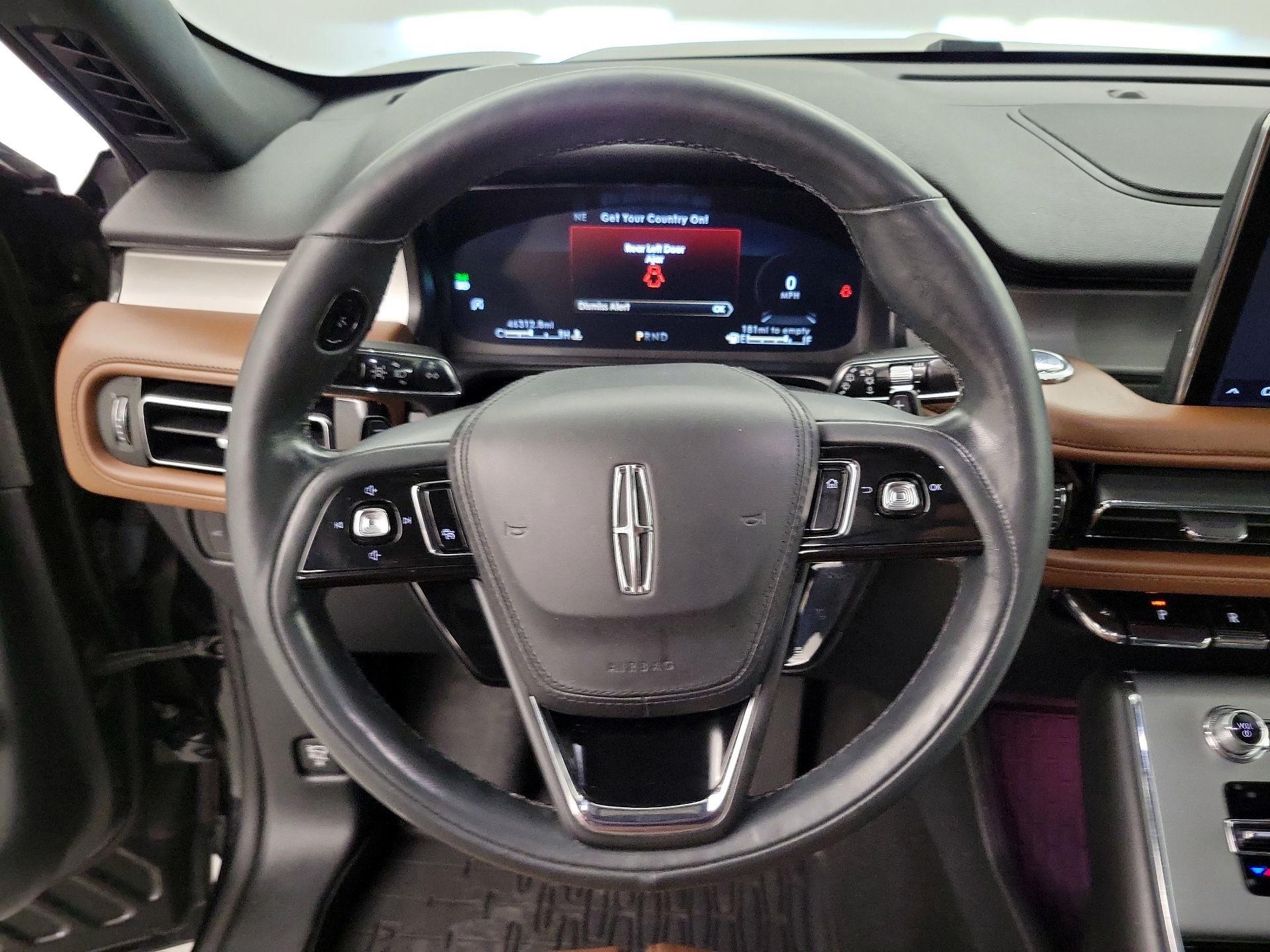 Thumbnail: 2021 Lincoln Aviator - 10