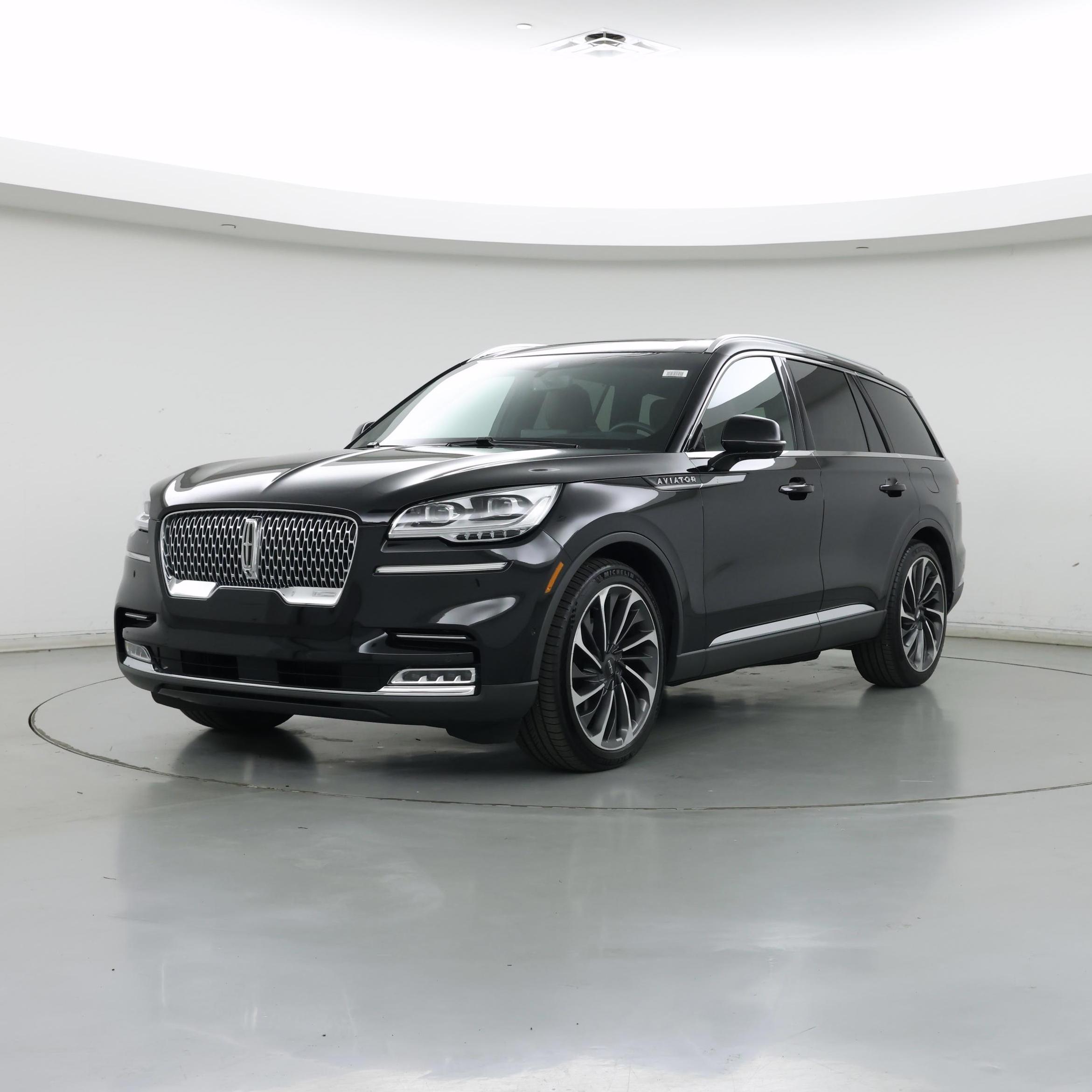 Thumbnail: 2021 Lincoln Aviator - 4