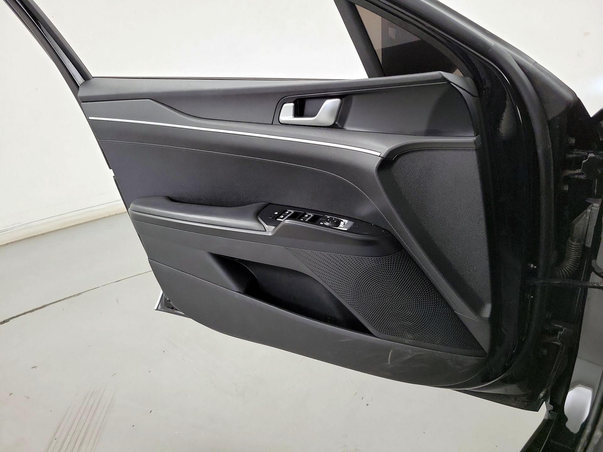 Thumbnail: 2021 Kia K5 - 12