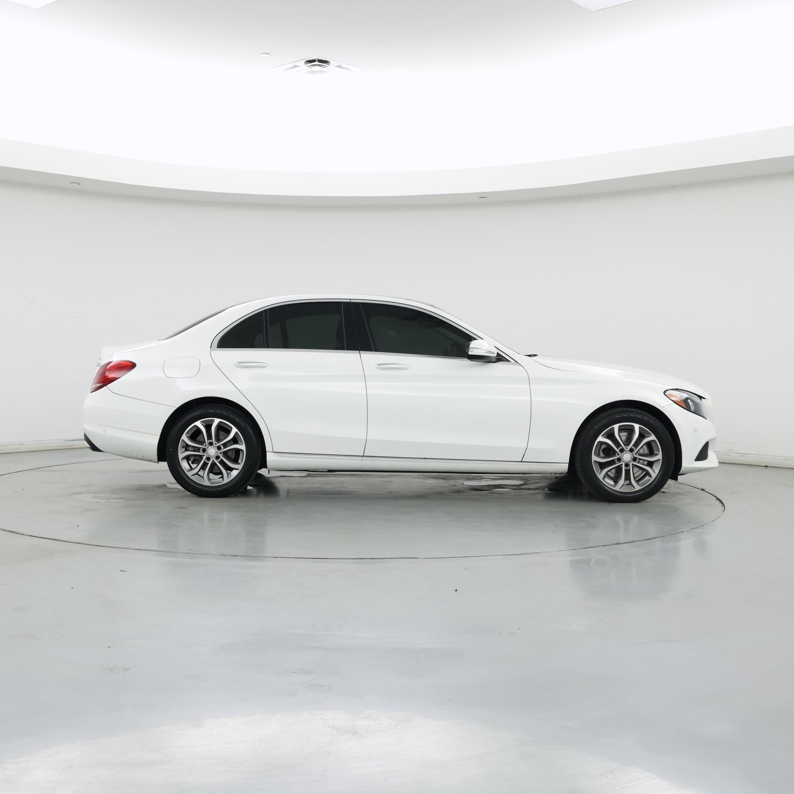 Thumbnail: 2015 Mercedes-Benz C-Class - 7