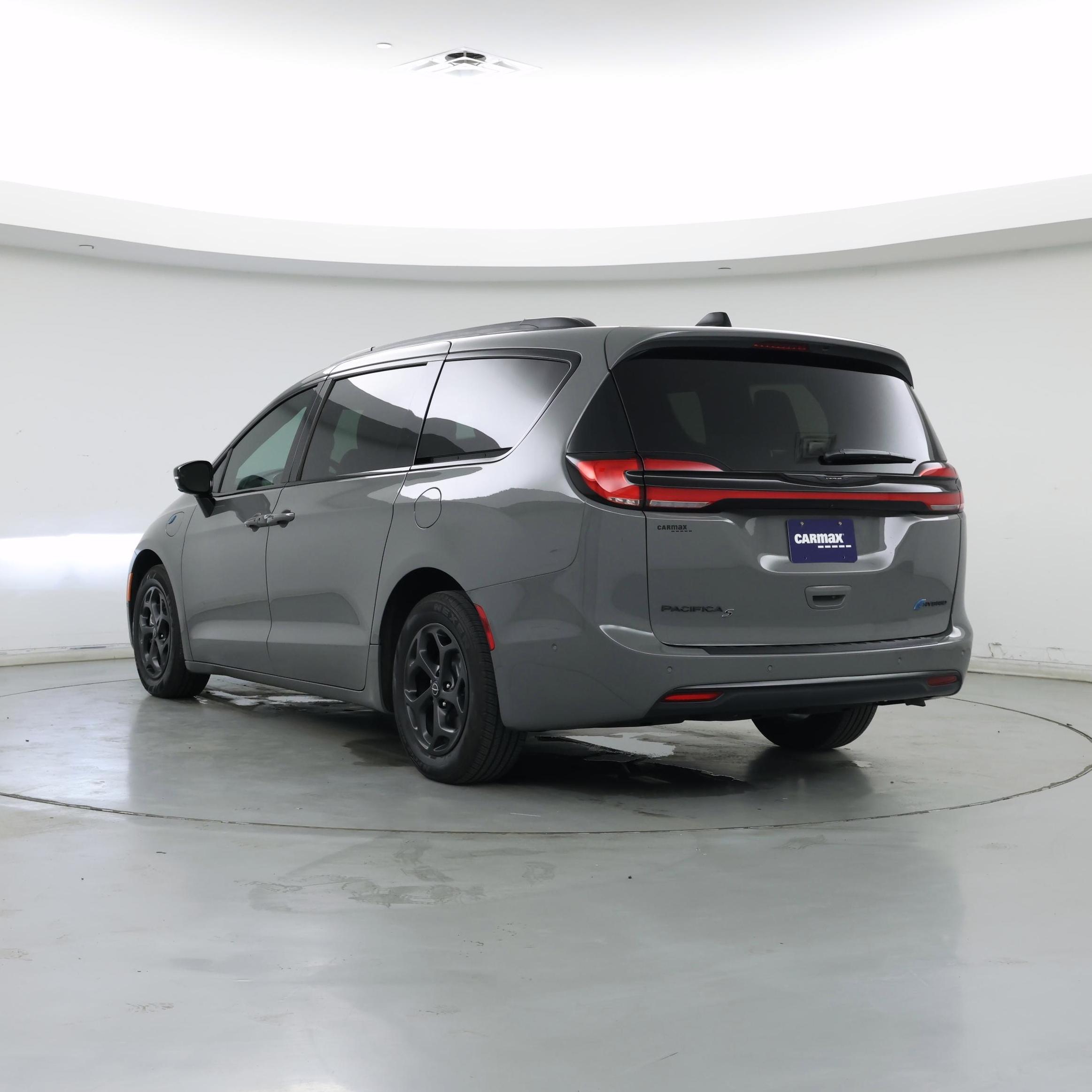 Thumbnail: 2025 Chrysler Pacifica - 2