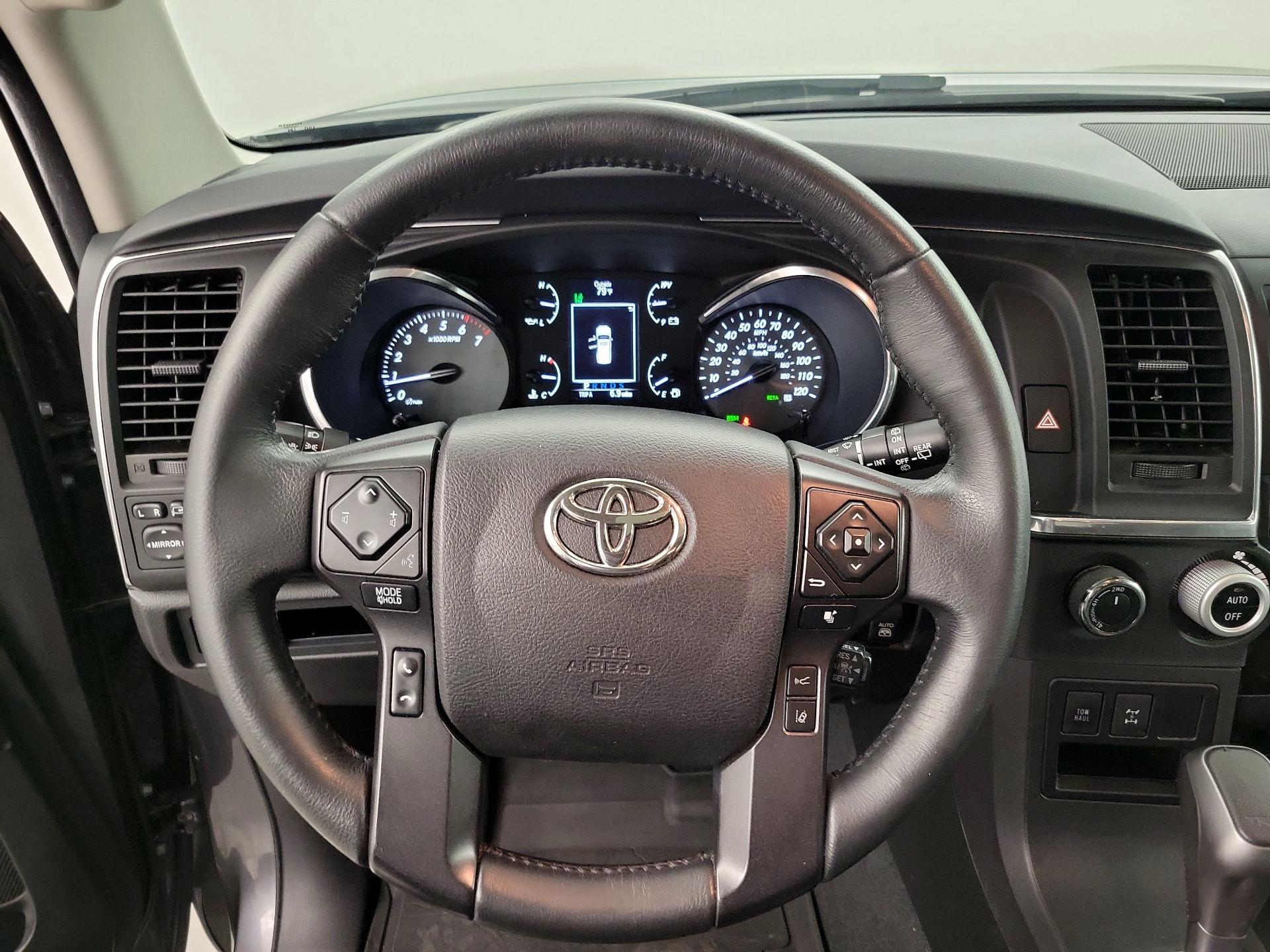 Thumbnail: 2021 Toyota Sequoia - 10