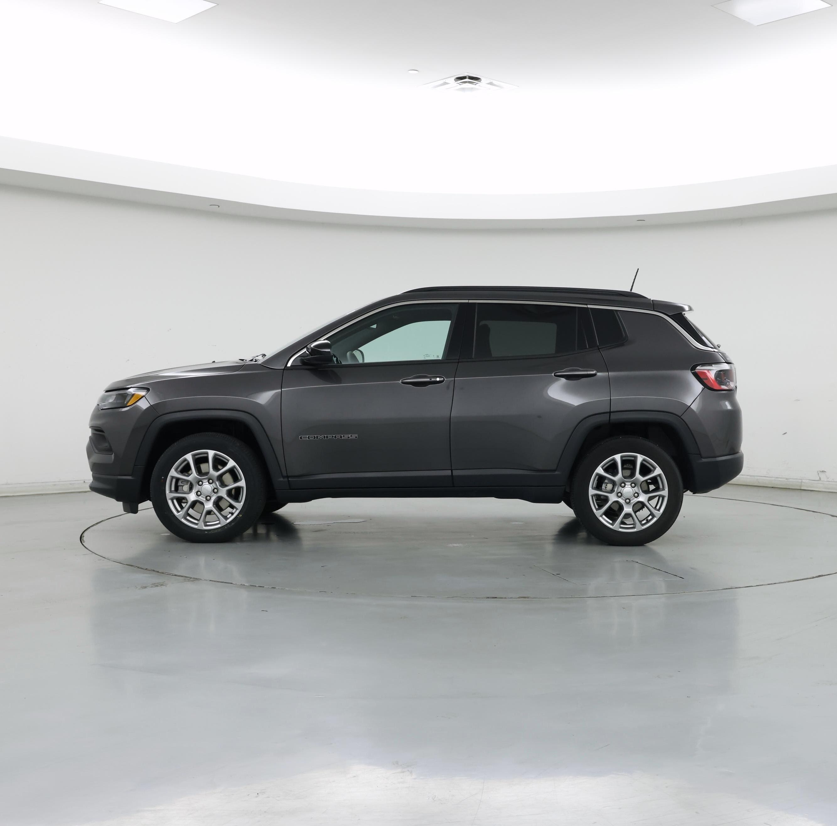 Thumbnail: 2024 Jeep Compass - 3