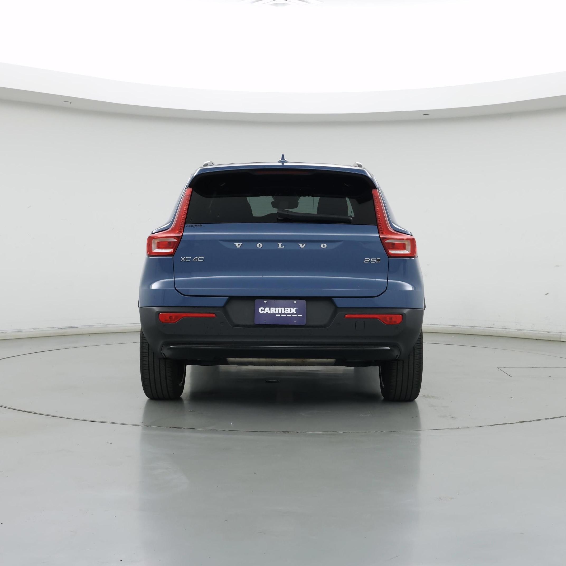Thumbnail: 2023 Volvo XC40 - 6