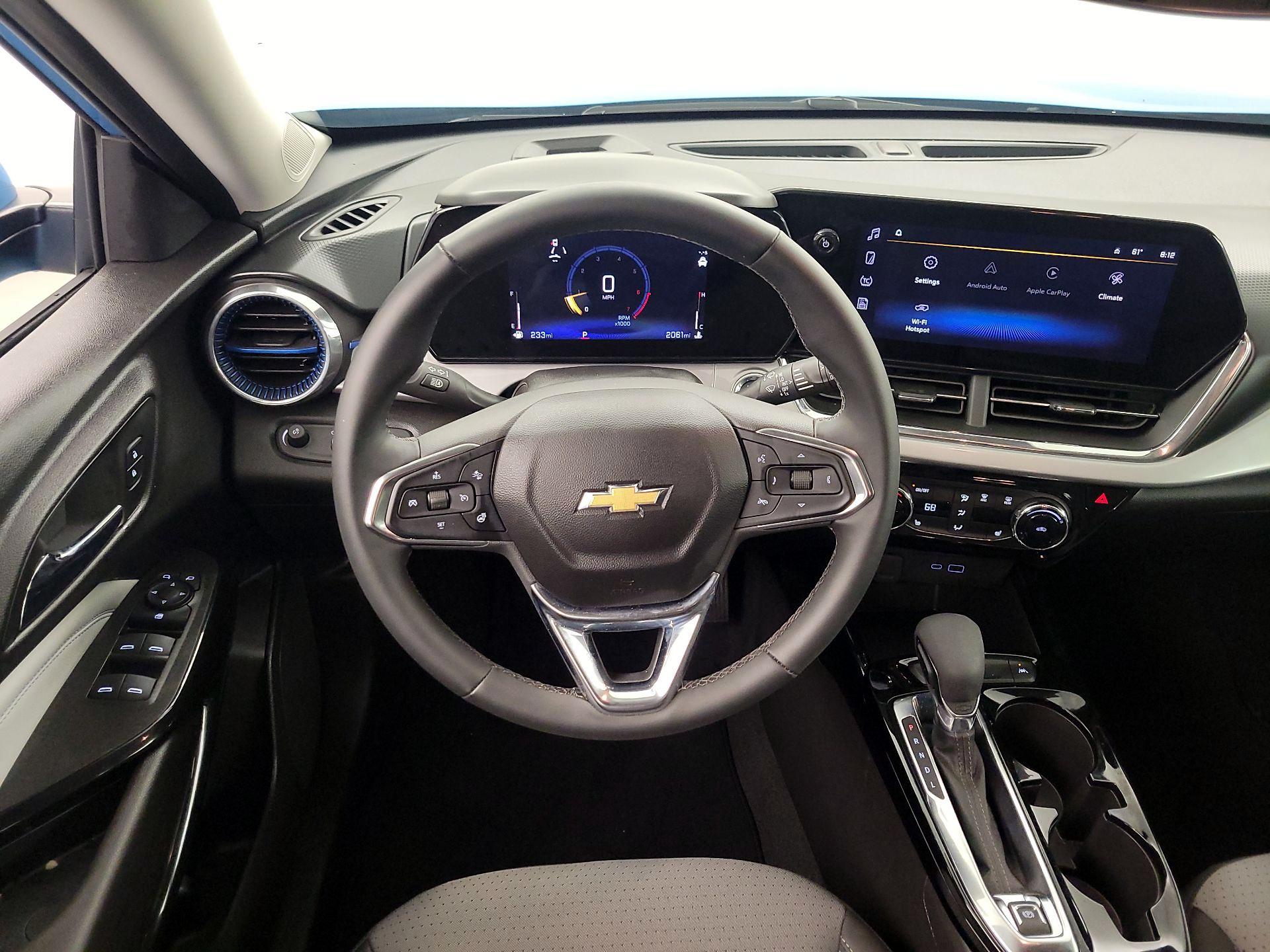Thumbnail: 2025 Chevrolet Trax - 10