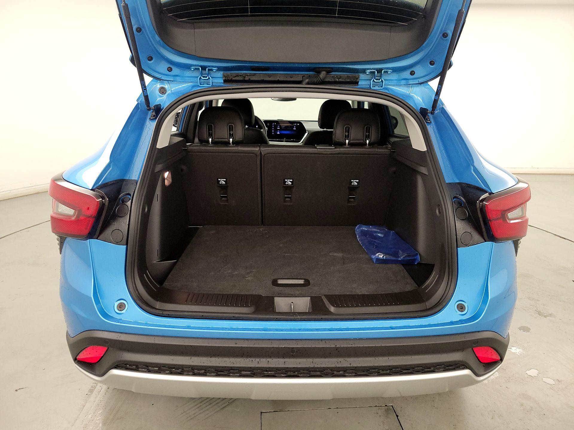 Thumbnail: 2025 Chevrolet Trax - 20