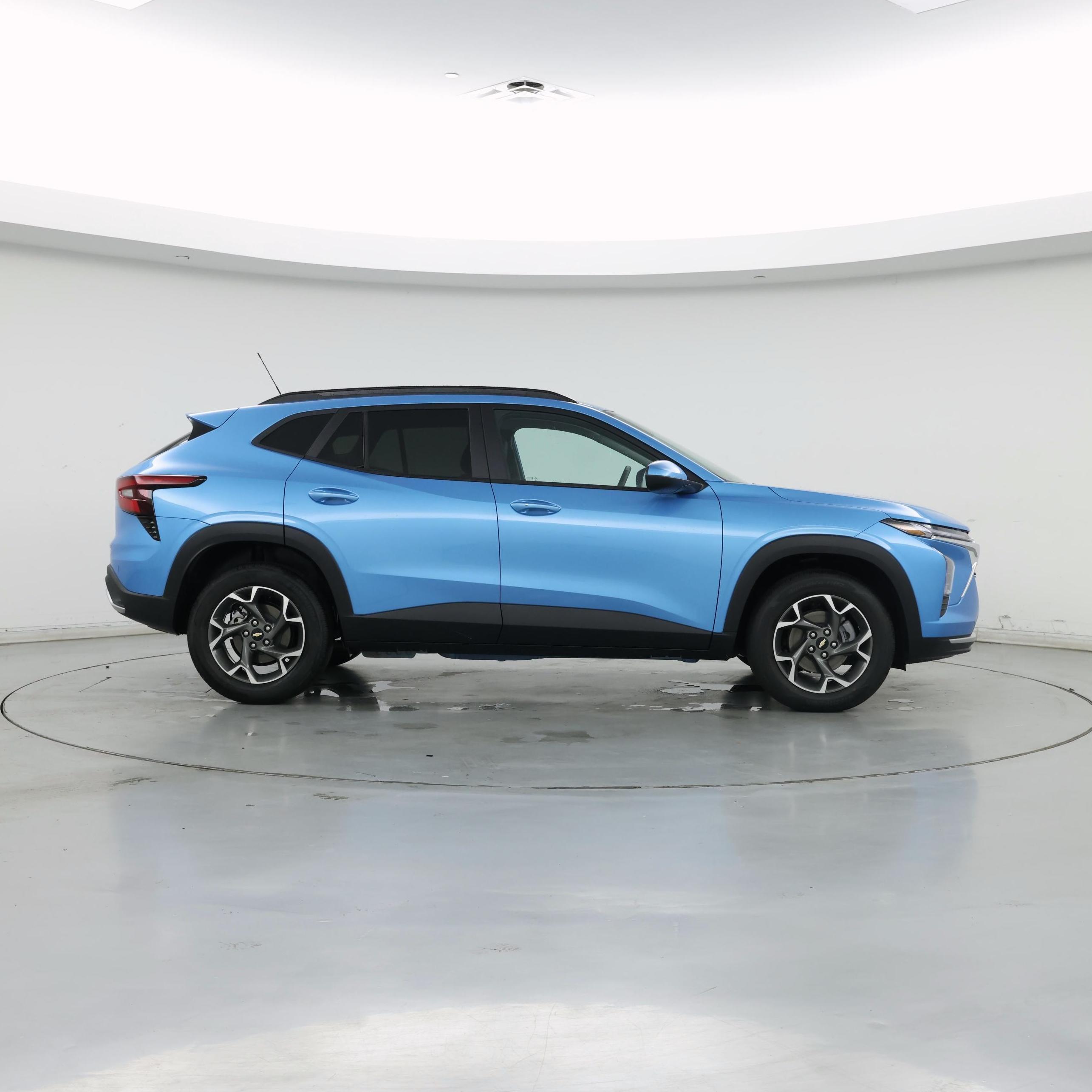 Thumbnail: 2025 Chevrolet Trax - 7