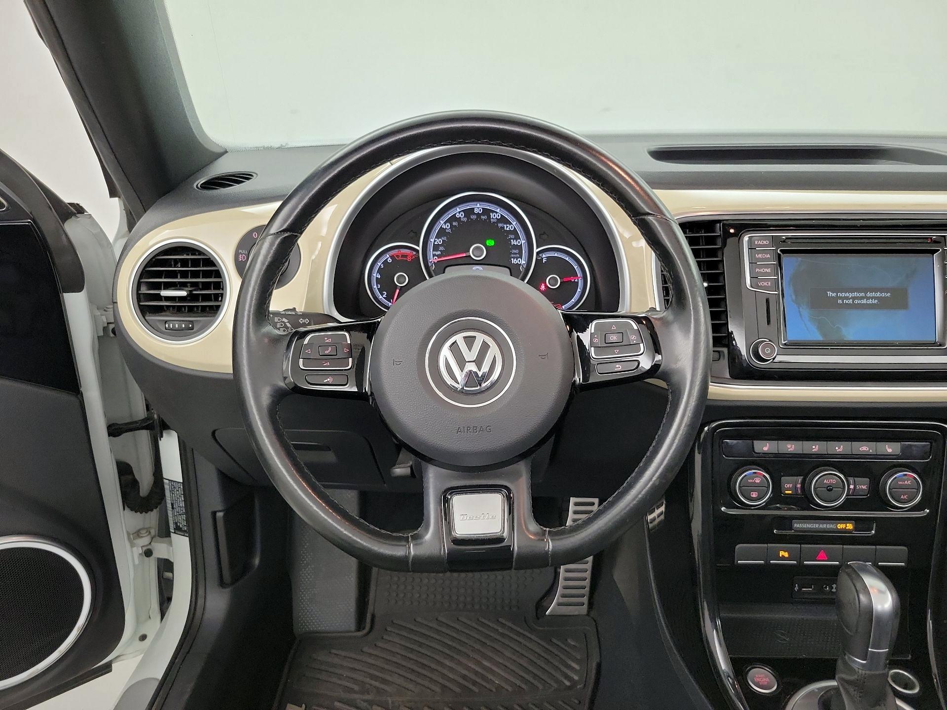 Thumbnail: 2019 Volkswagen Beetle - 10