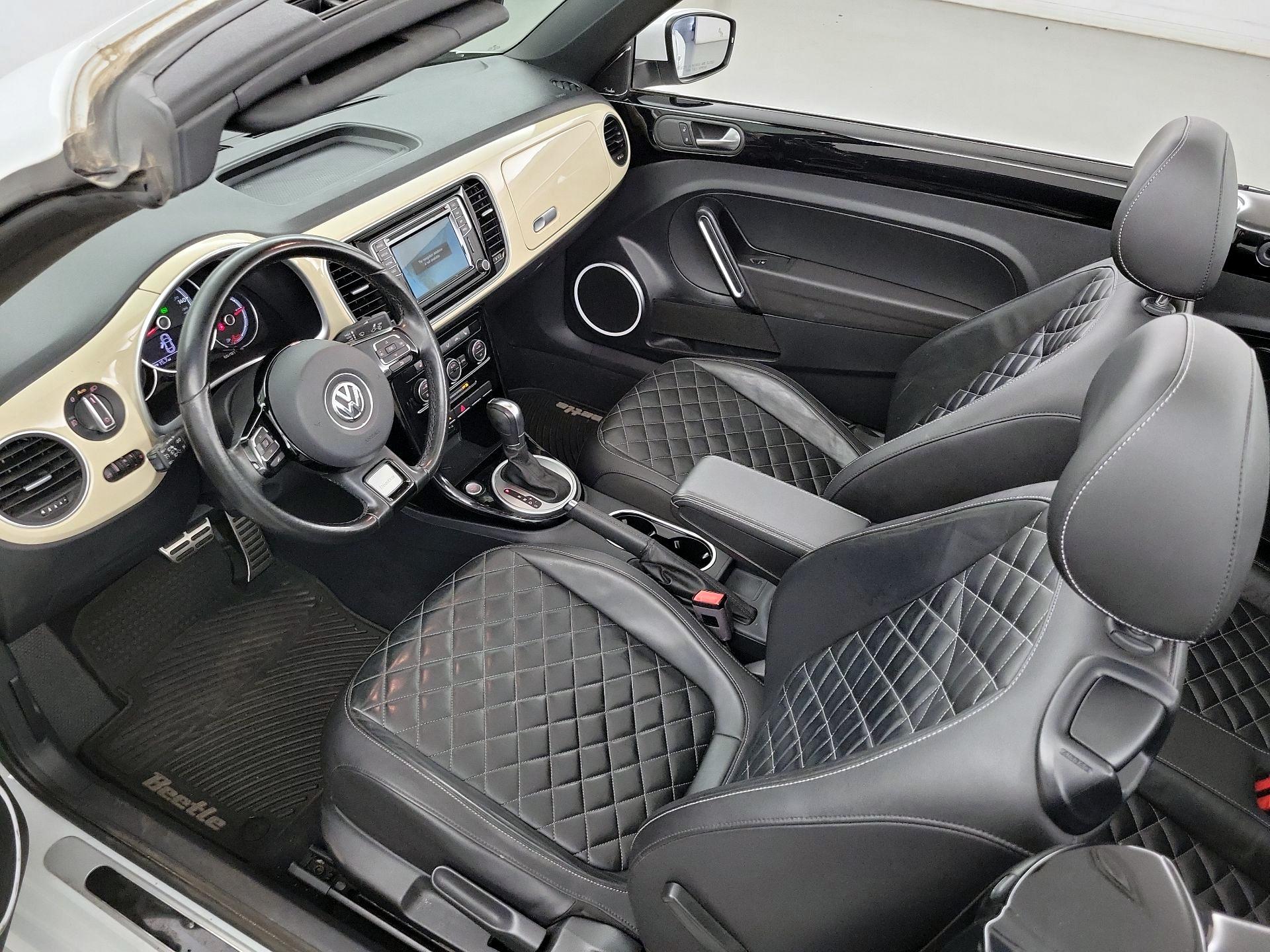 Thumbnail: 2019 Volkswagen Beetle - 11