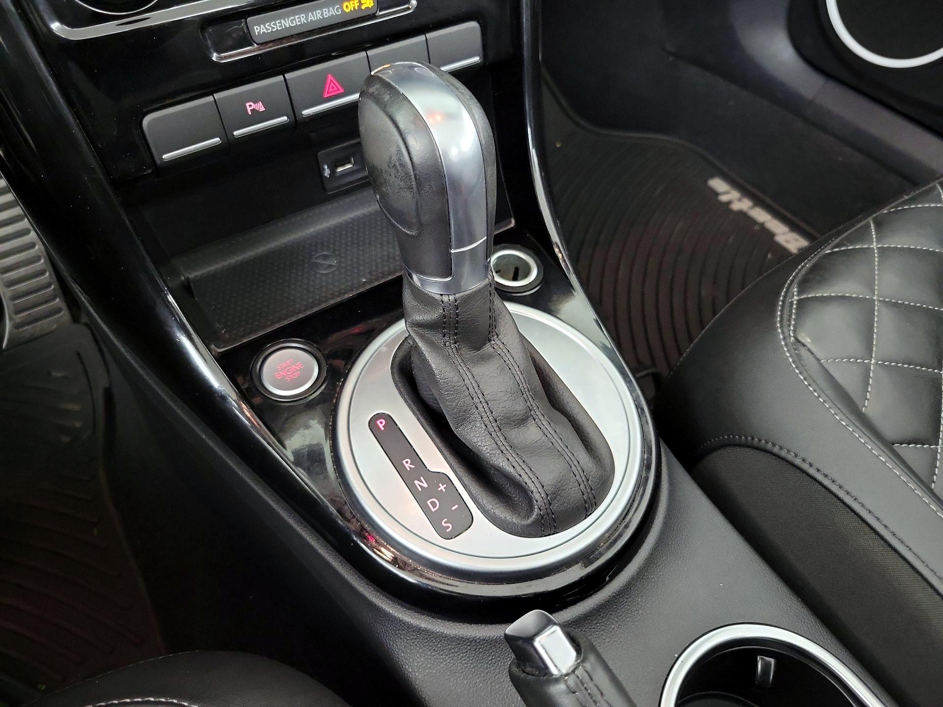 Thumbnail: 2019 Volkswagen Beetle - 18