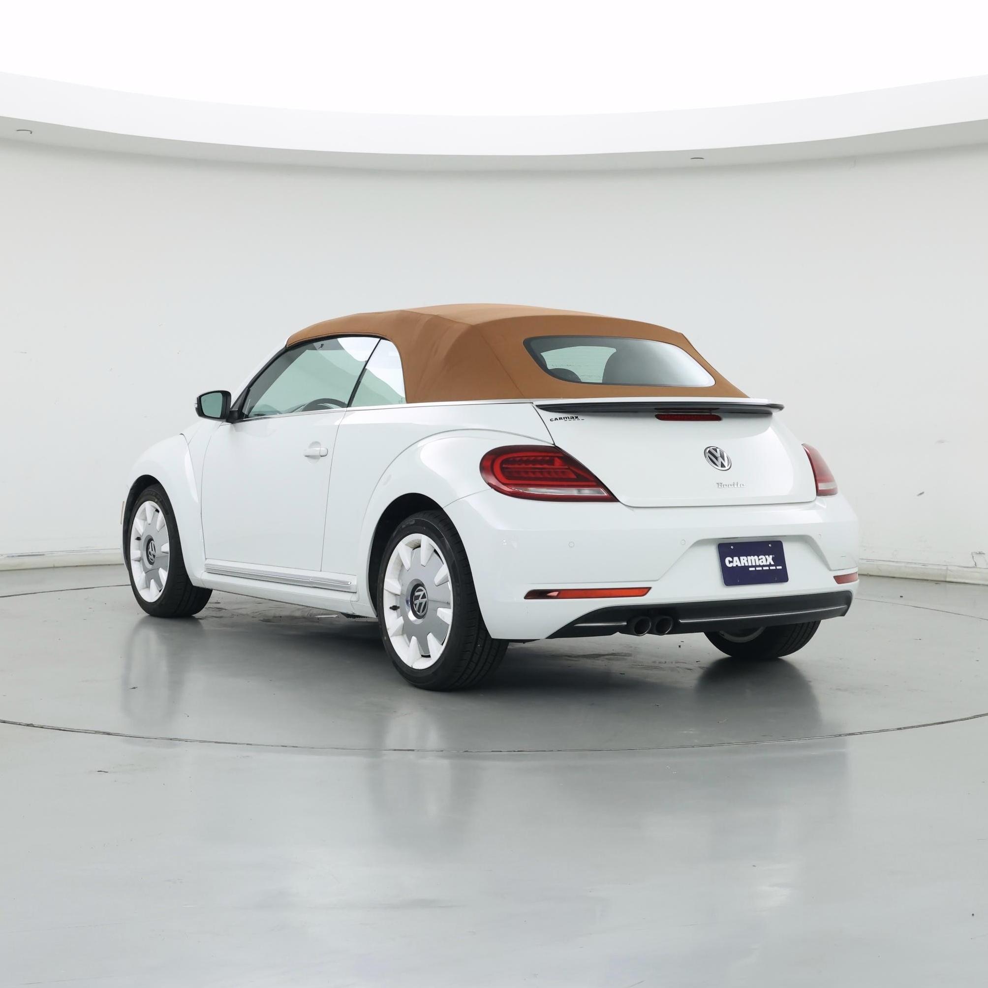 Thumbnail: 2019 Volkswagen Beetle - 2