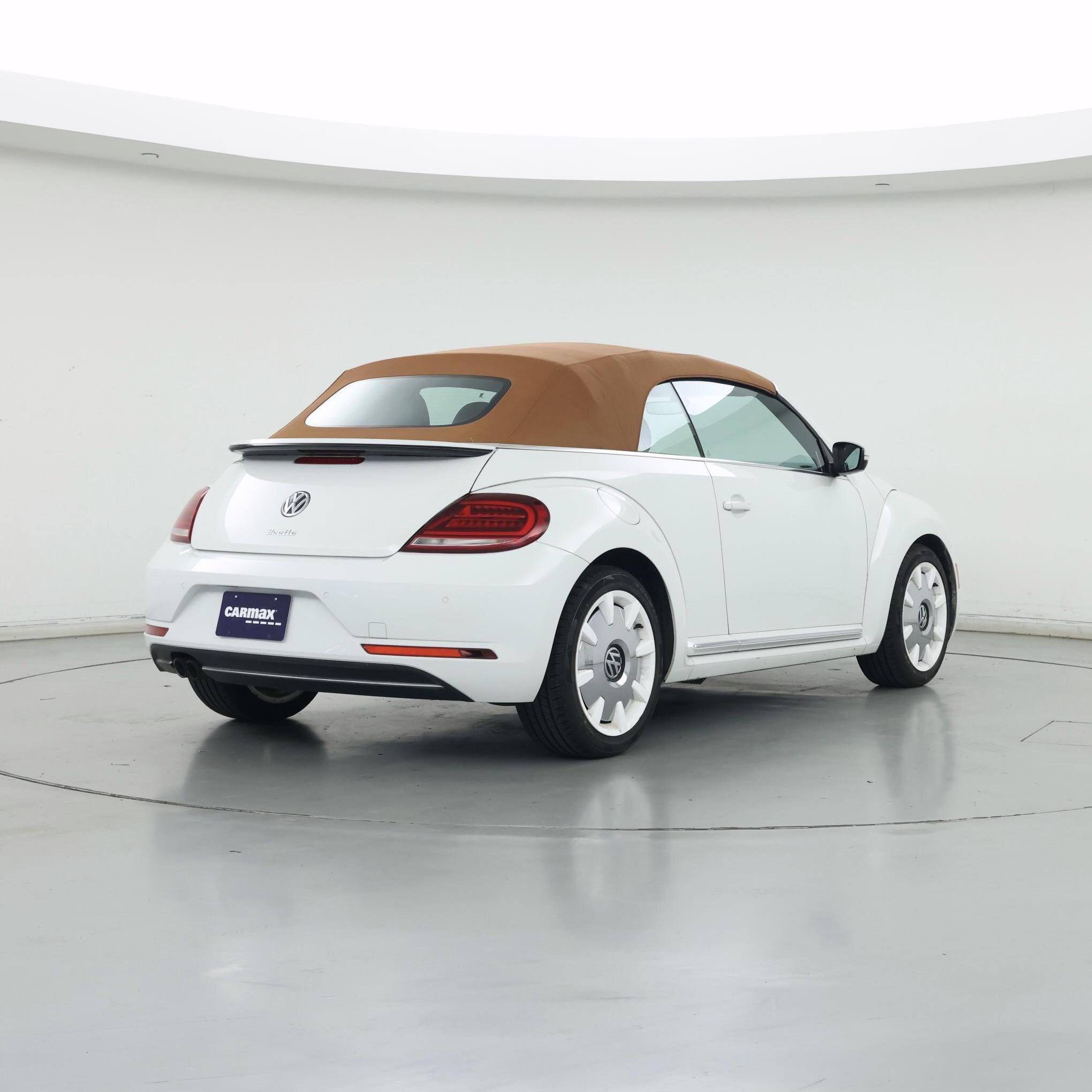 Thumbnail: 2019 Volkswagen Beetle - 8