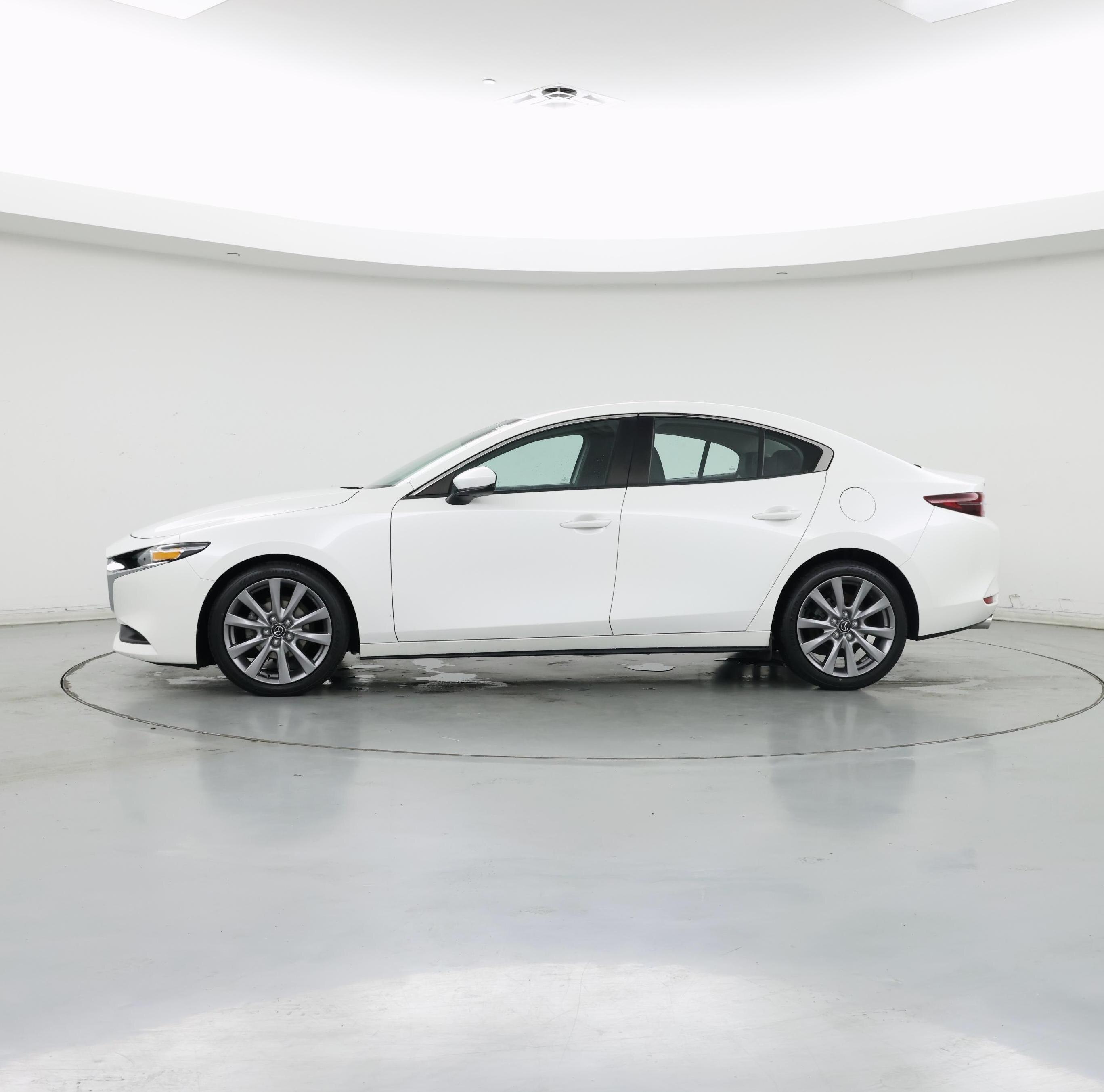 Thumbnail: 2020 Mazda Mazda3 - 3