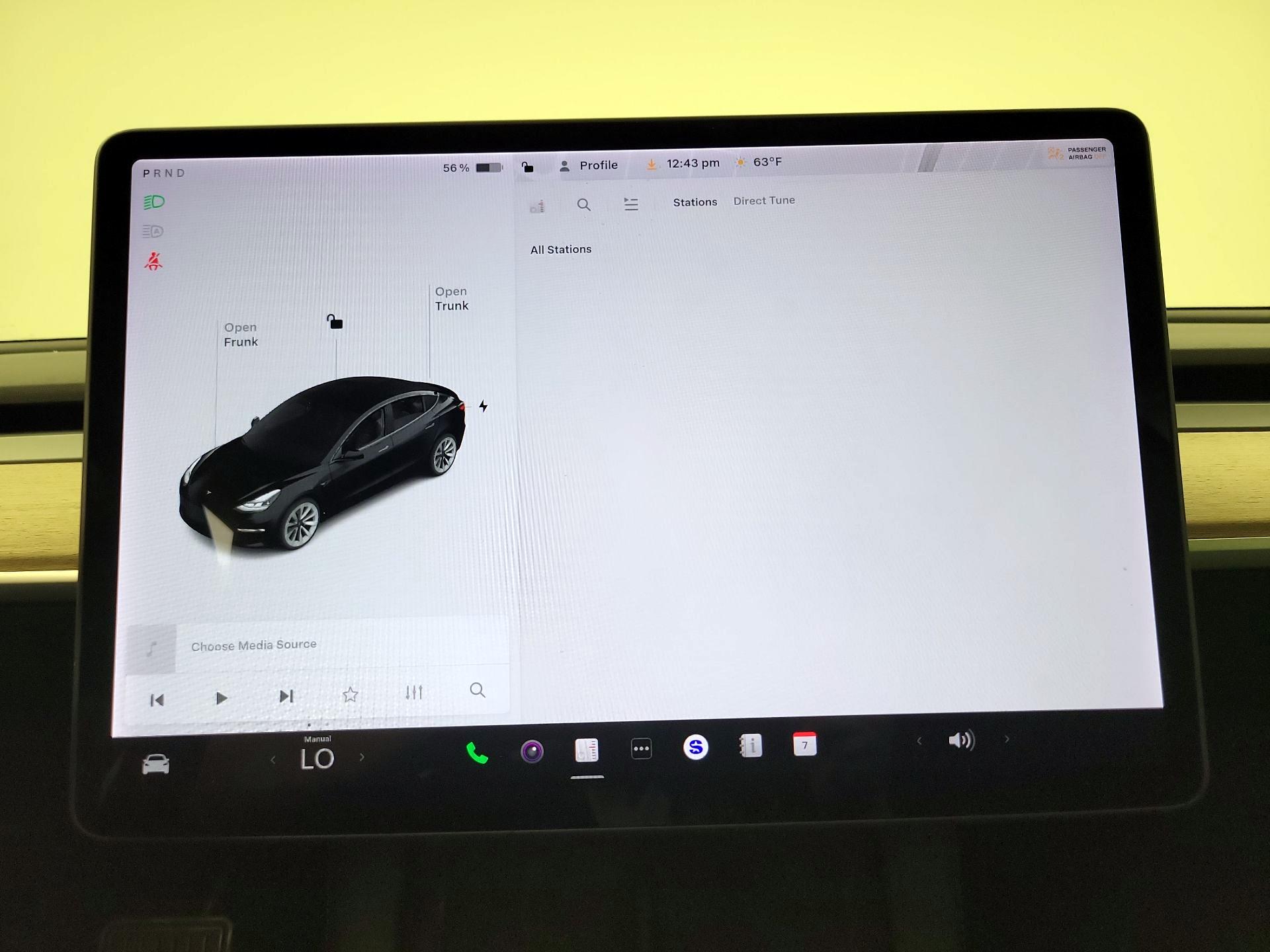 Thumbnail: 2021 Tesla Model 3 - 15