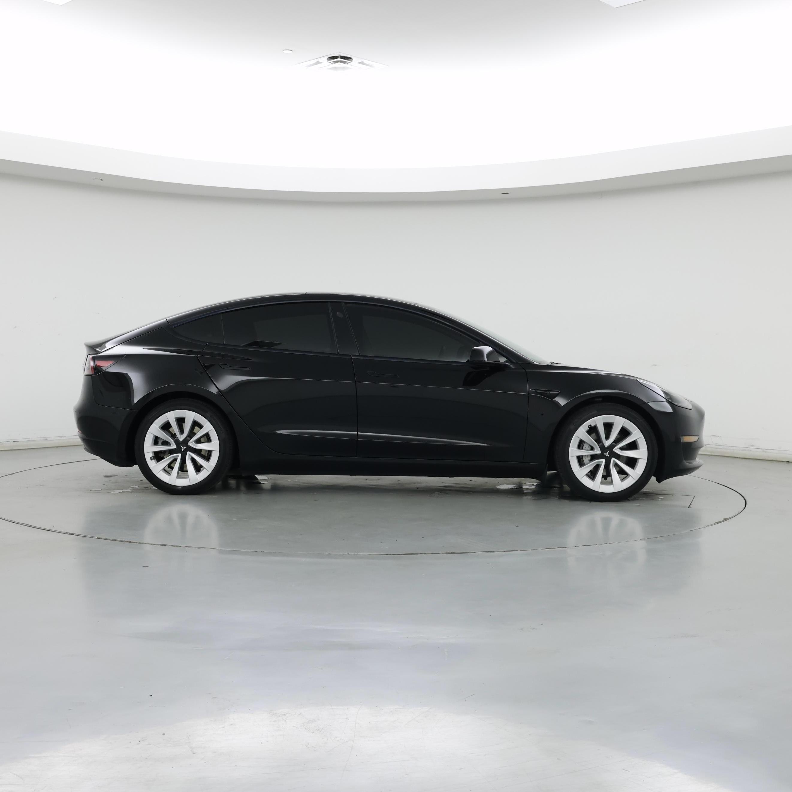 Thumbnail: 2021 Tesla Model 3 - 7