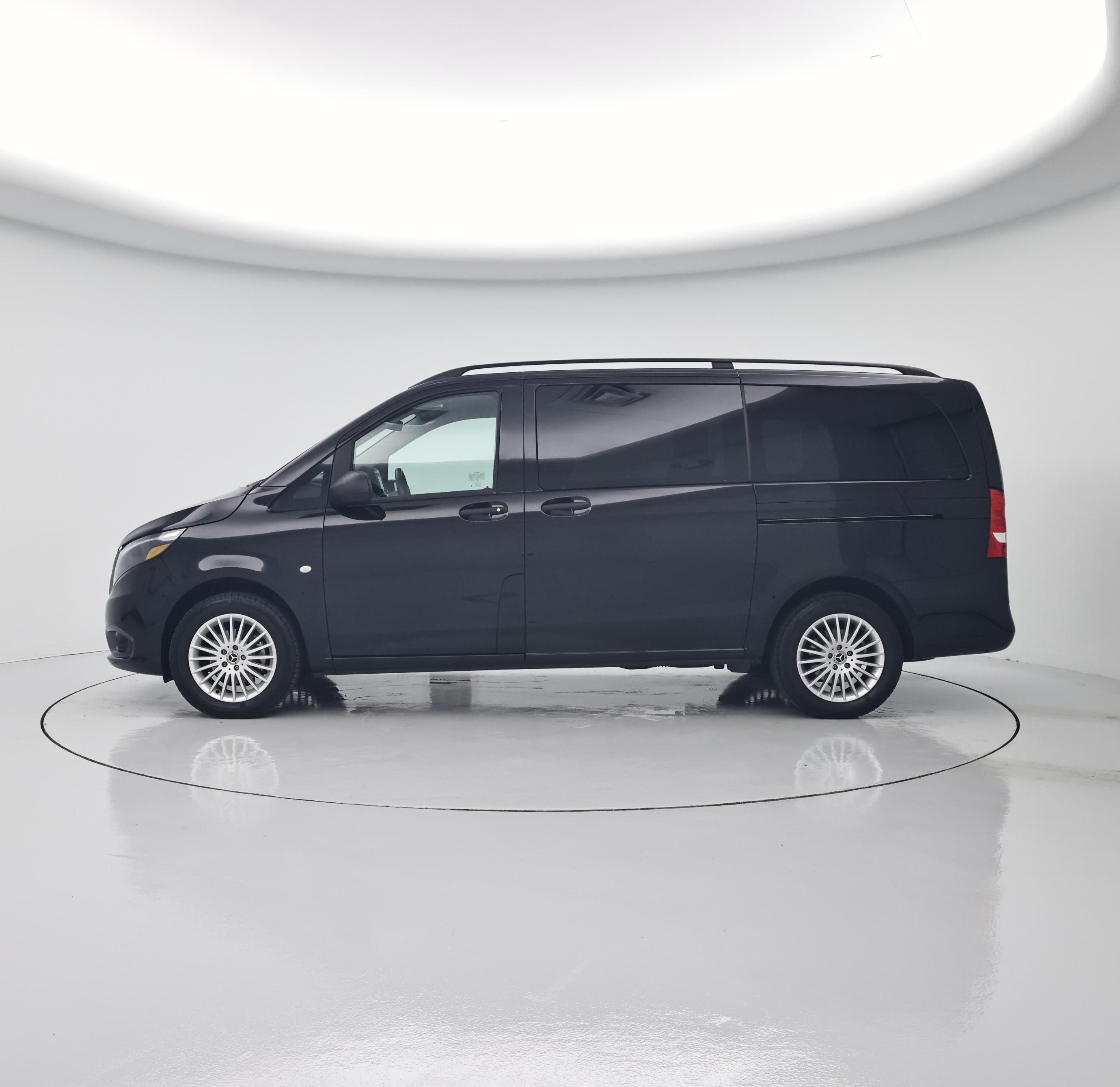 Thumbnail: 2023 Mercedes-Benz Metris - 3