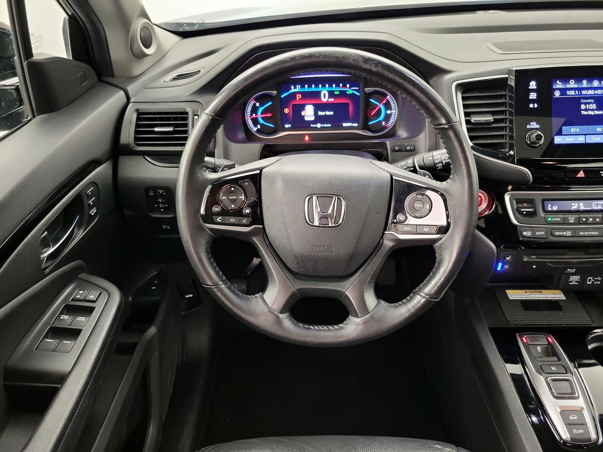 Thumbnail: 2019 Honda Pilot - 10