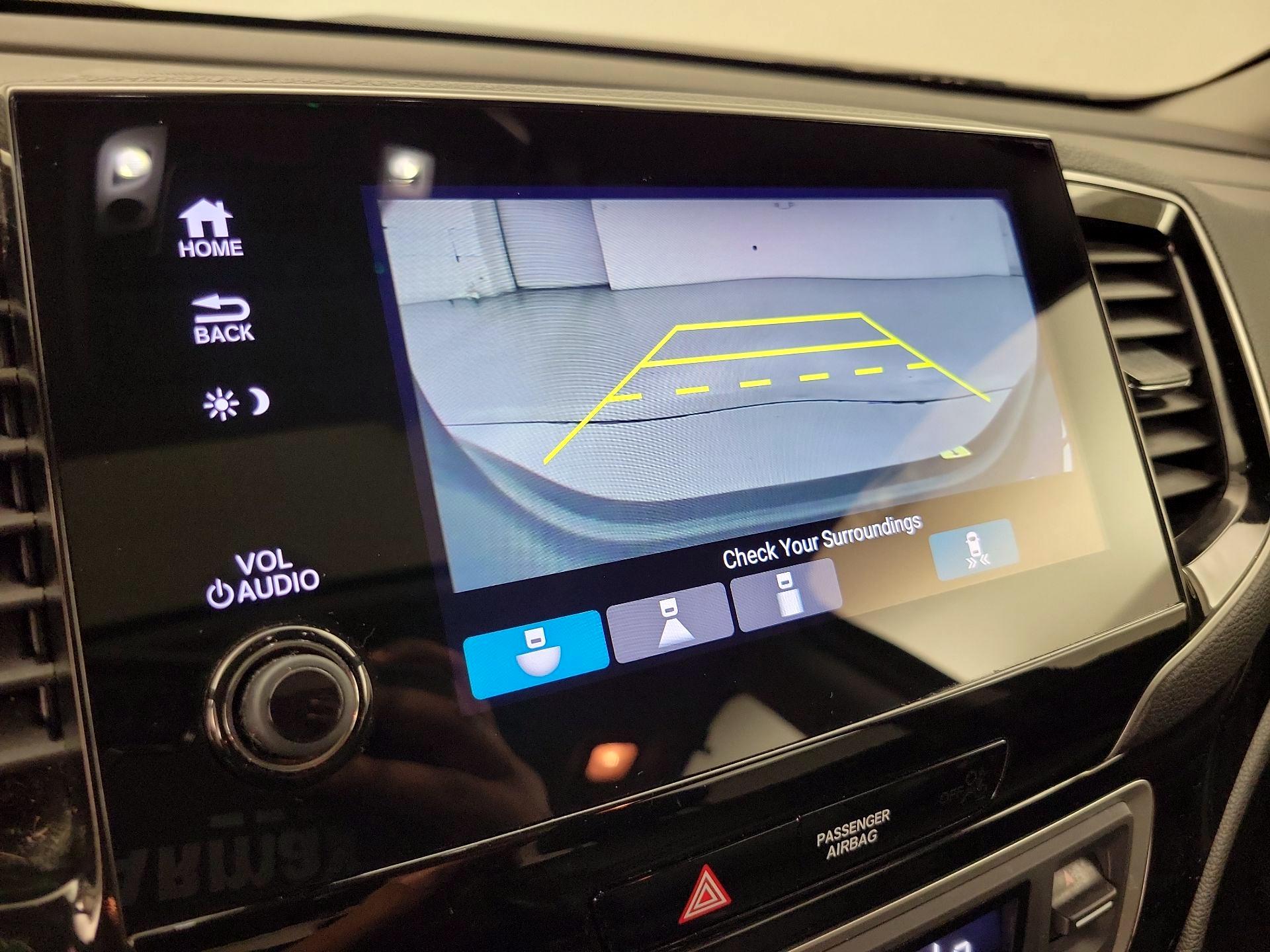 Thumbnail: 2019 Honda Pilot - 15