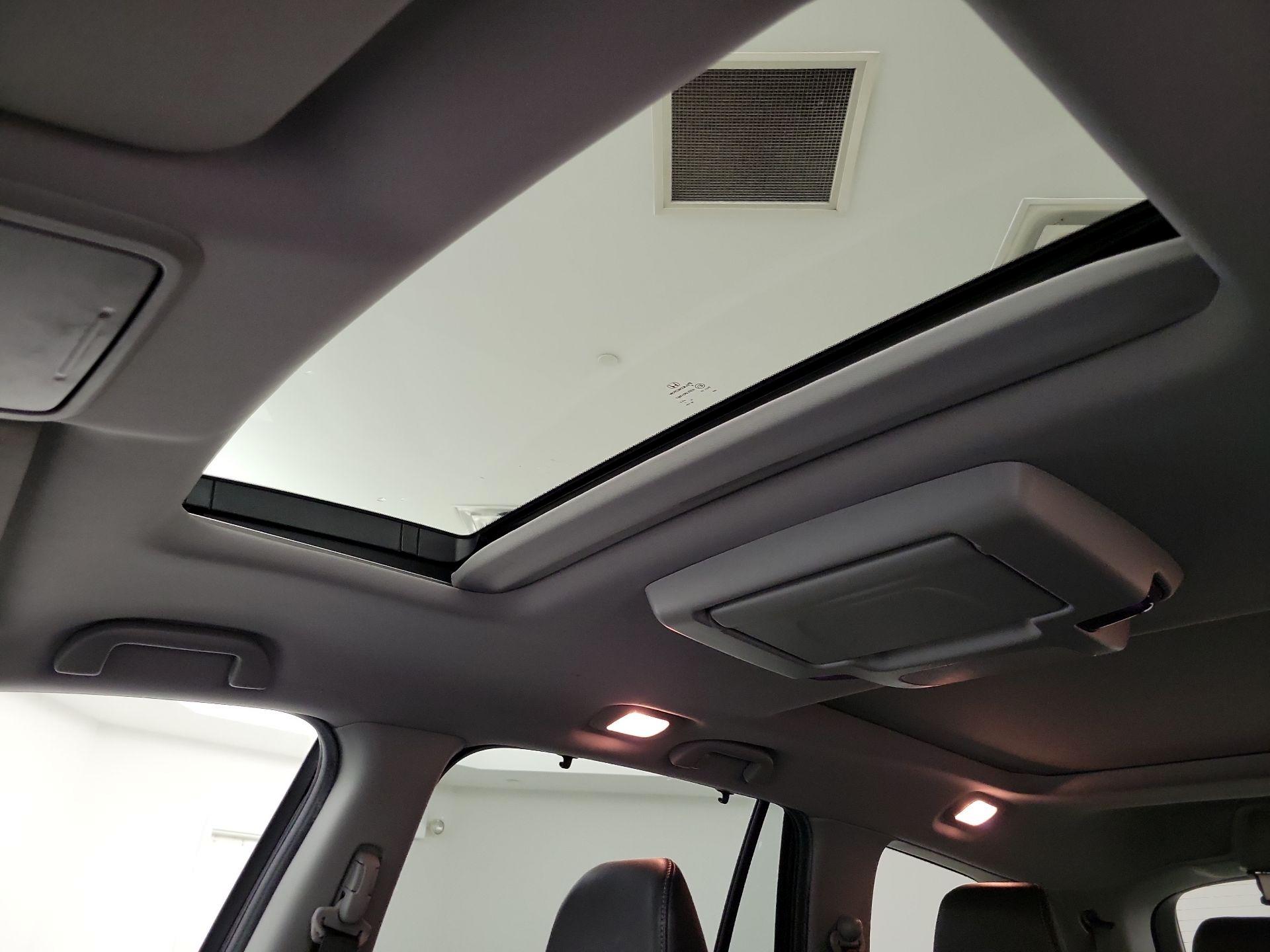 Thumbnail: 2019 Honda Pilot - 20