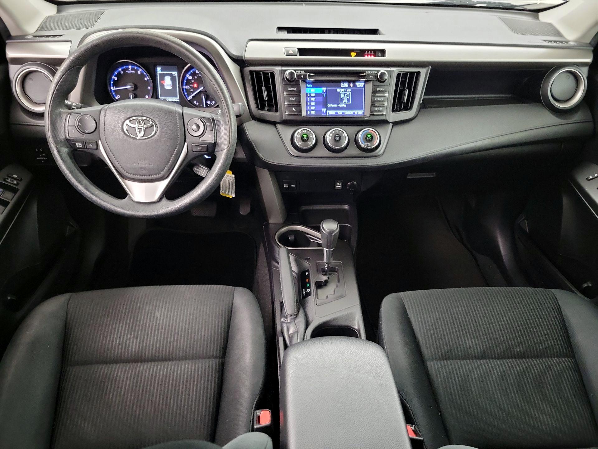 Thumbnail: 2017 Toyota RAV4 - 9
