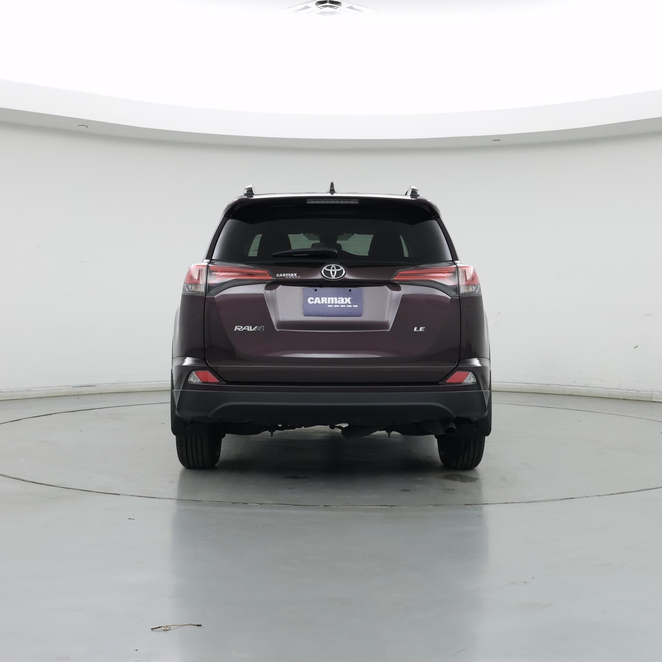 Thumbnail: 2017 Toyota RAV4 - 6