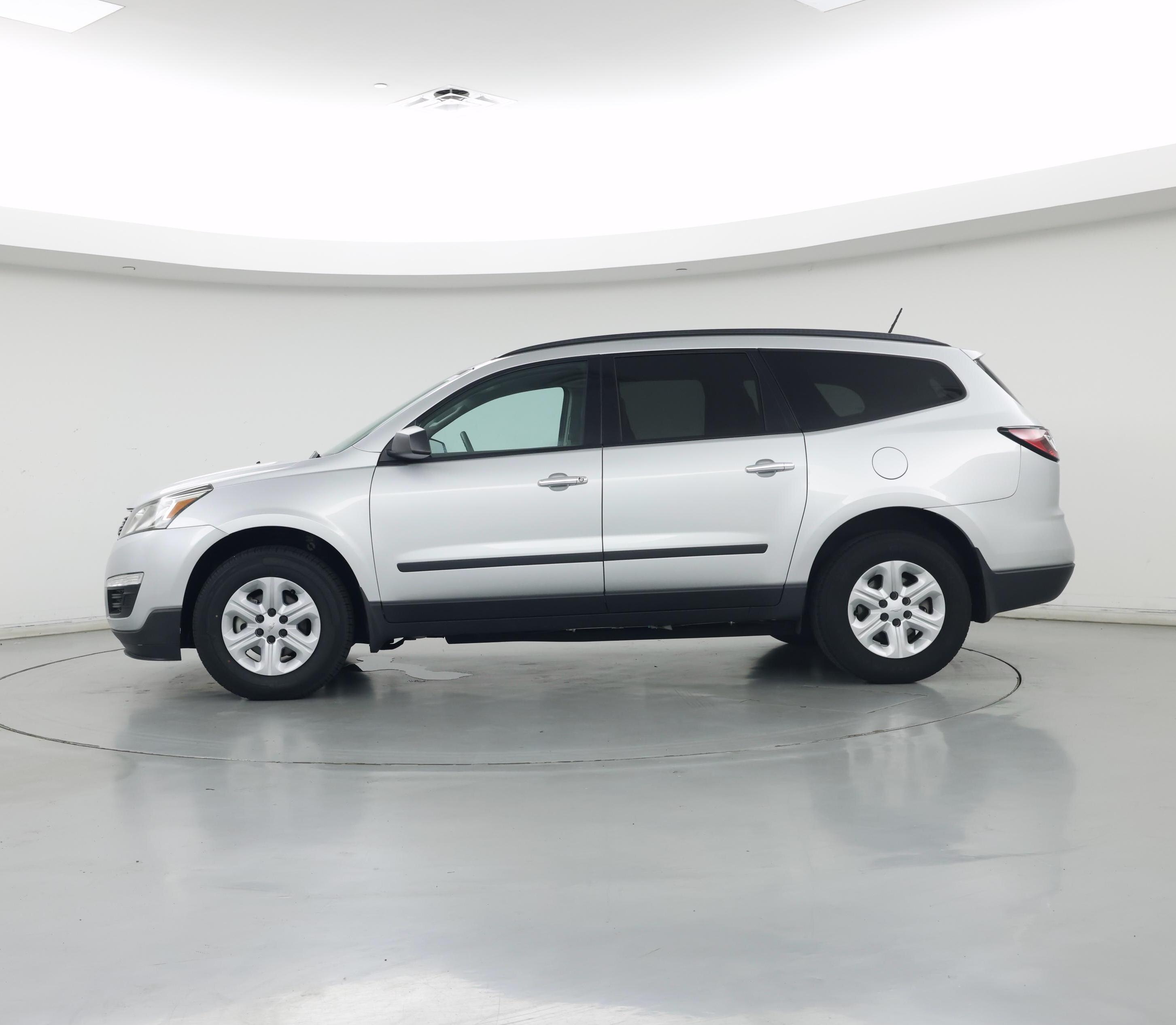 Thumbnail: 2016 Chevrolet Traverse - 3