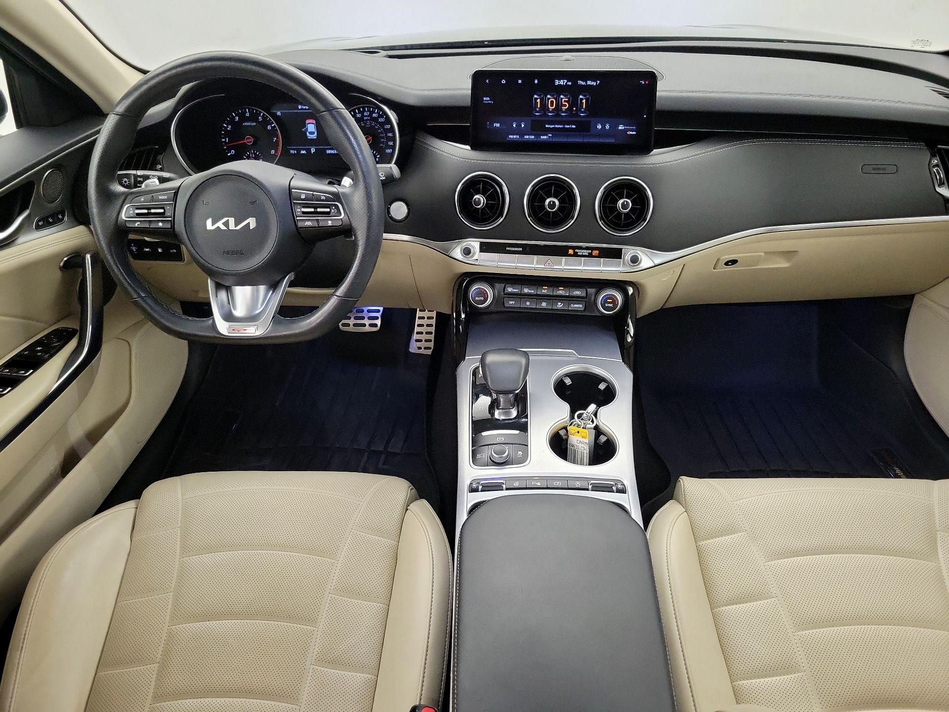 Thumbnail: 2022 Kia Stinger - 9