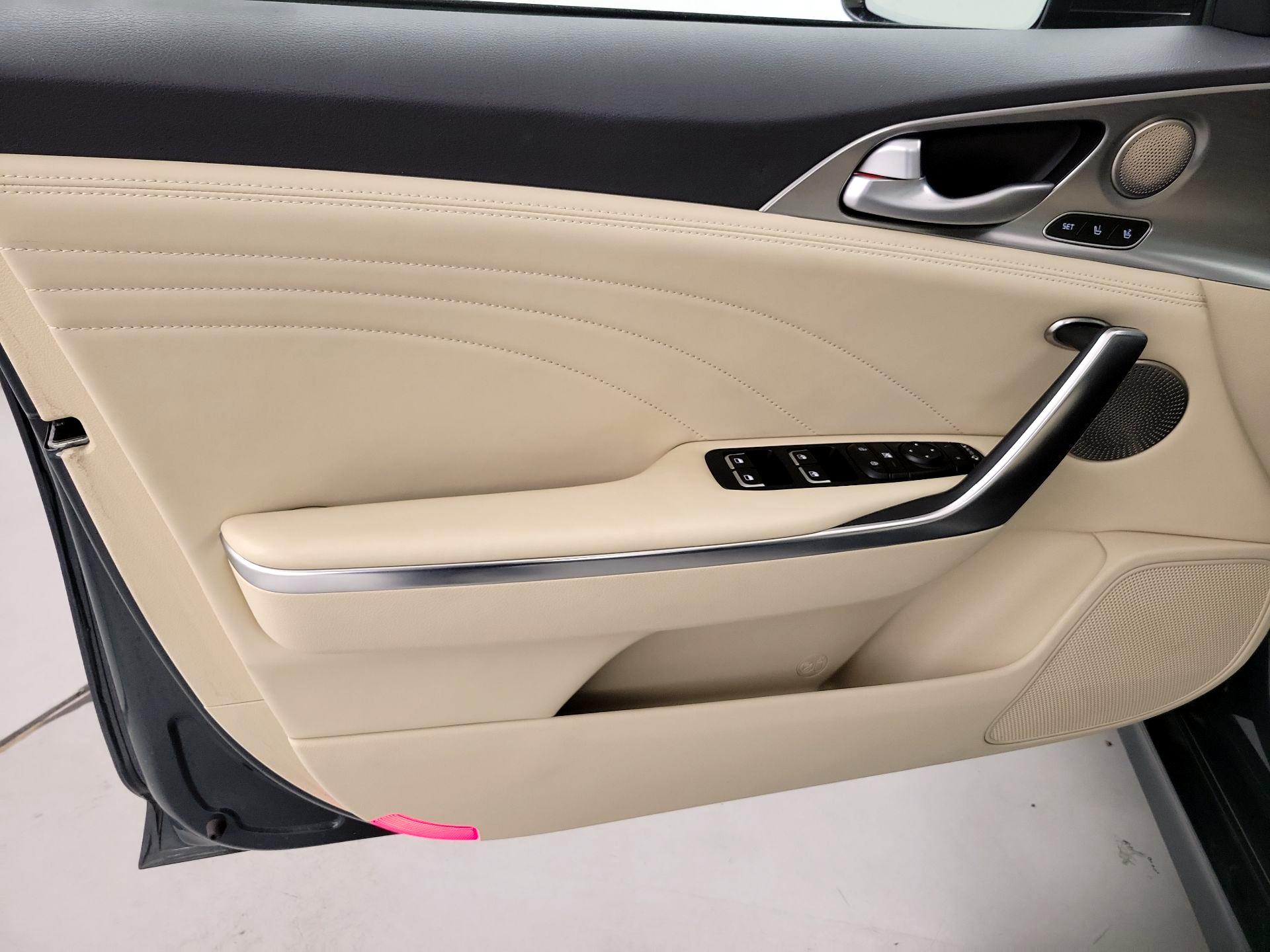 Thumbnail: 2022 Kia Stinger - 12