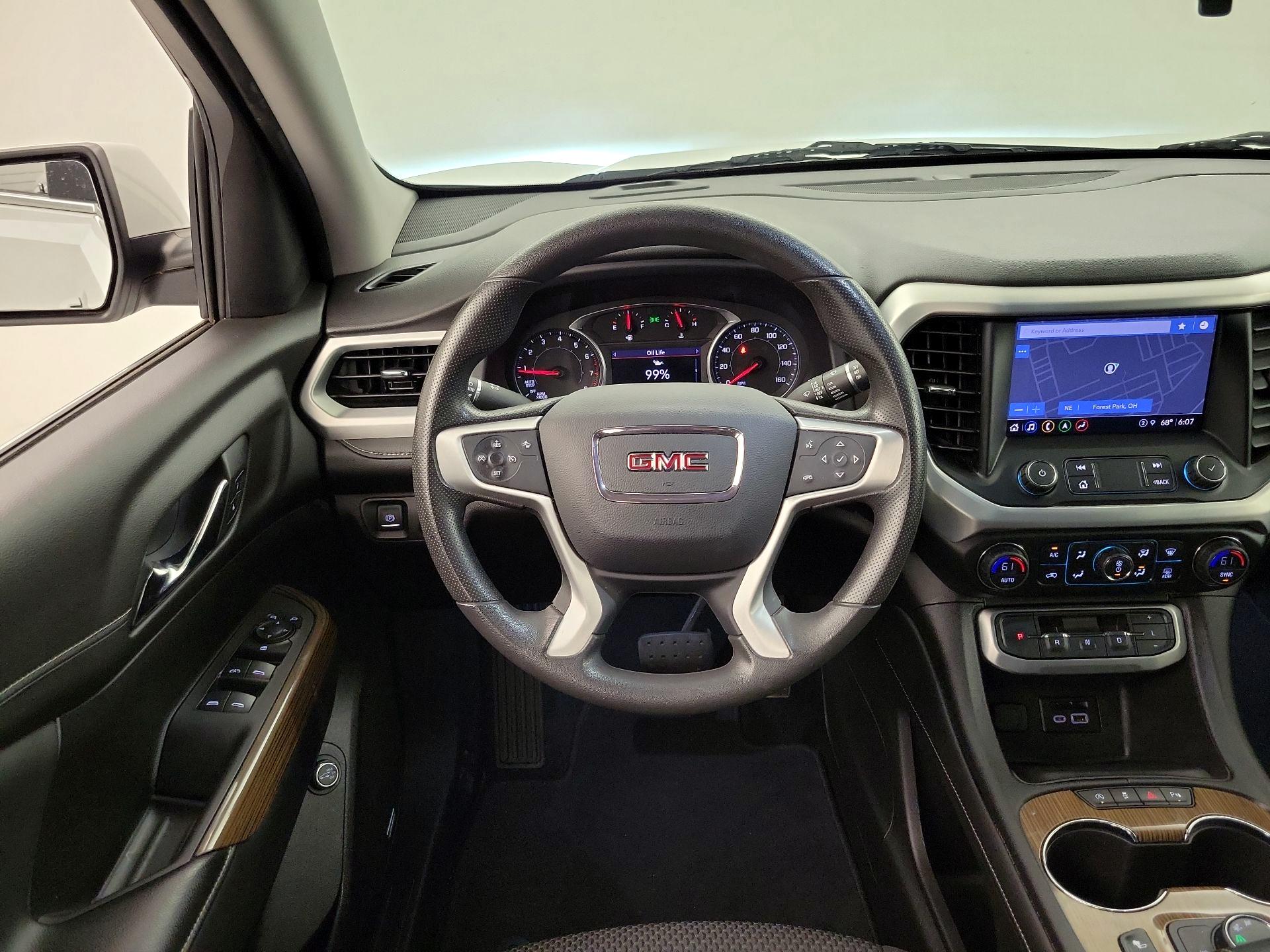Thumbnail: 2022 GMC Acadia - 10