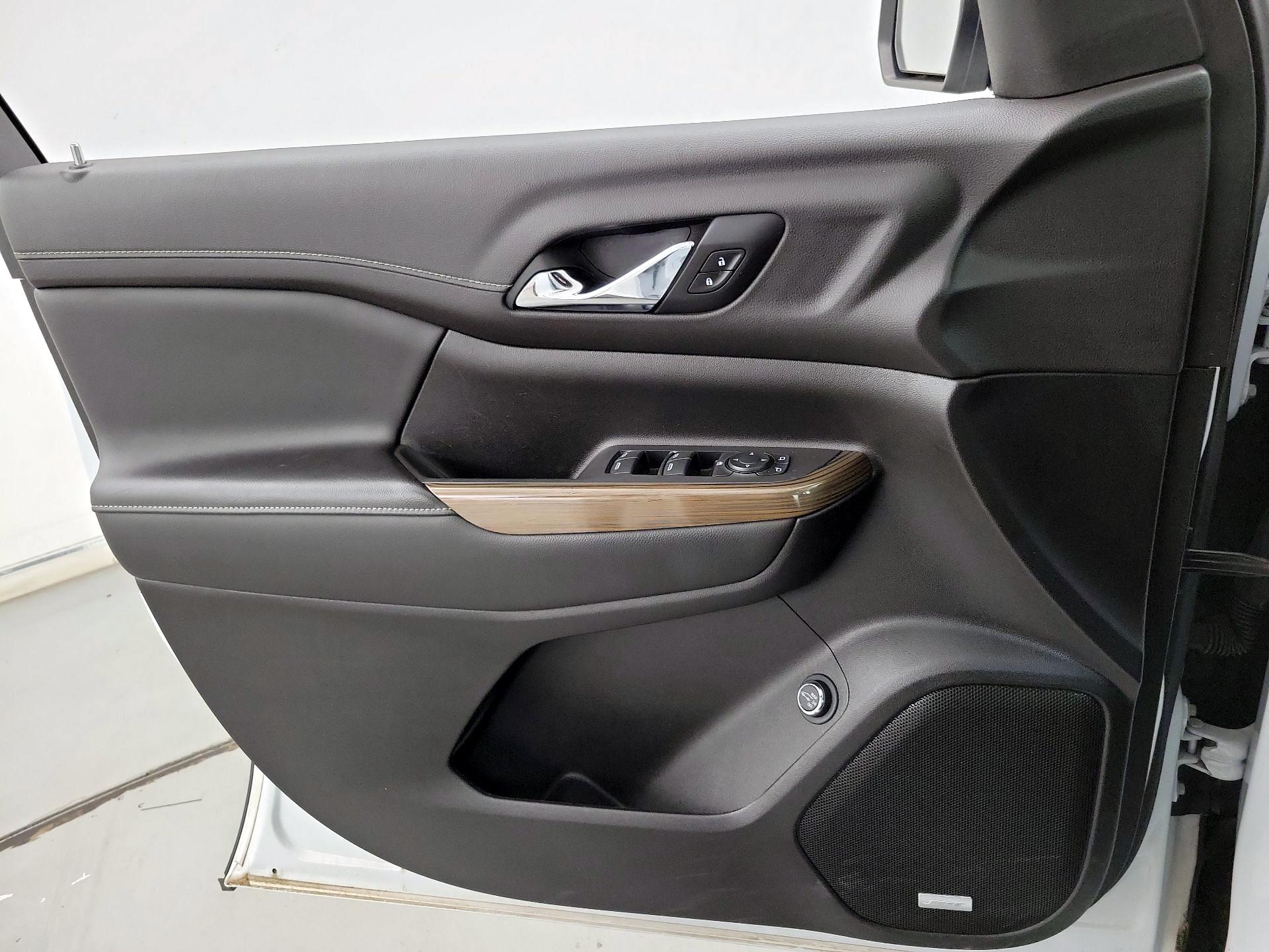 Thumbnail: 2022 GMC Acadia - 12