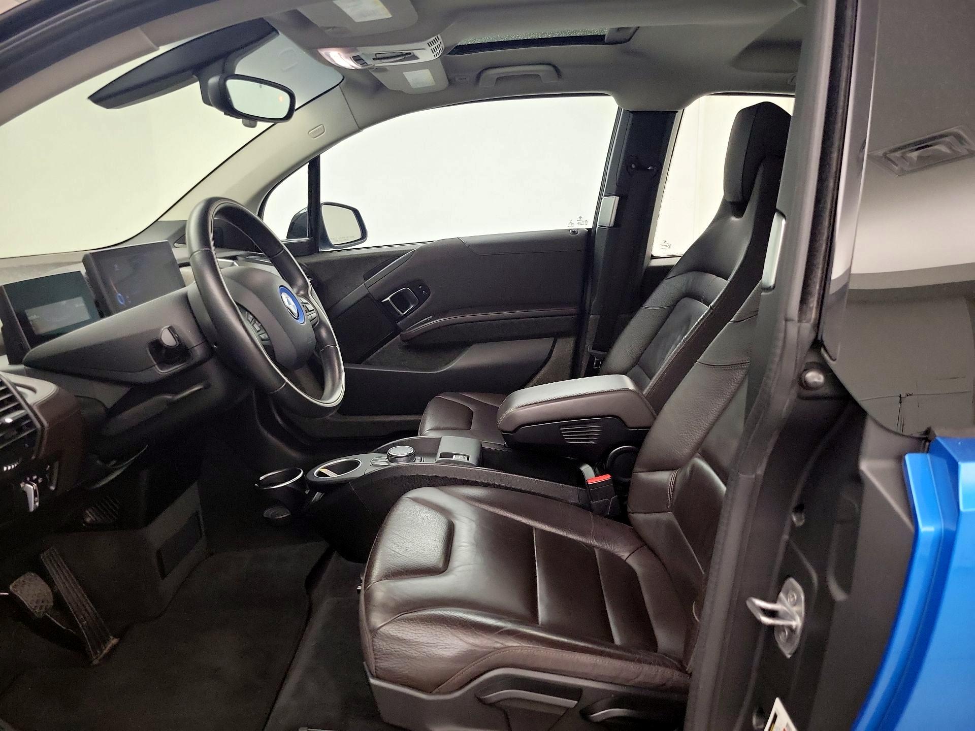 Thumbnail: 2017 BMW i3 - 11