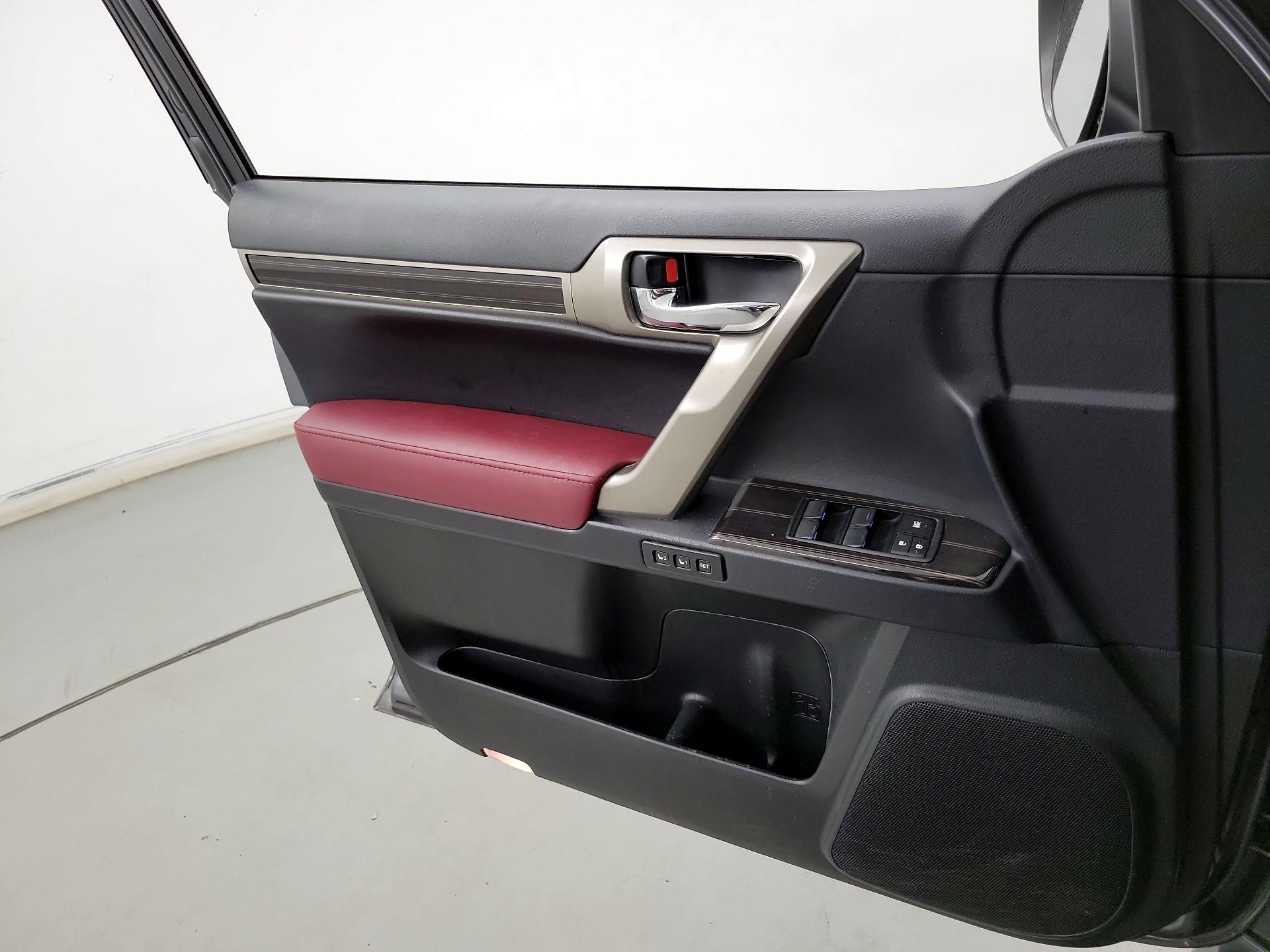 Thumbnail: 2020 Lexus GX - 12