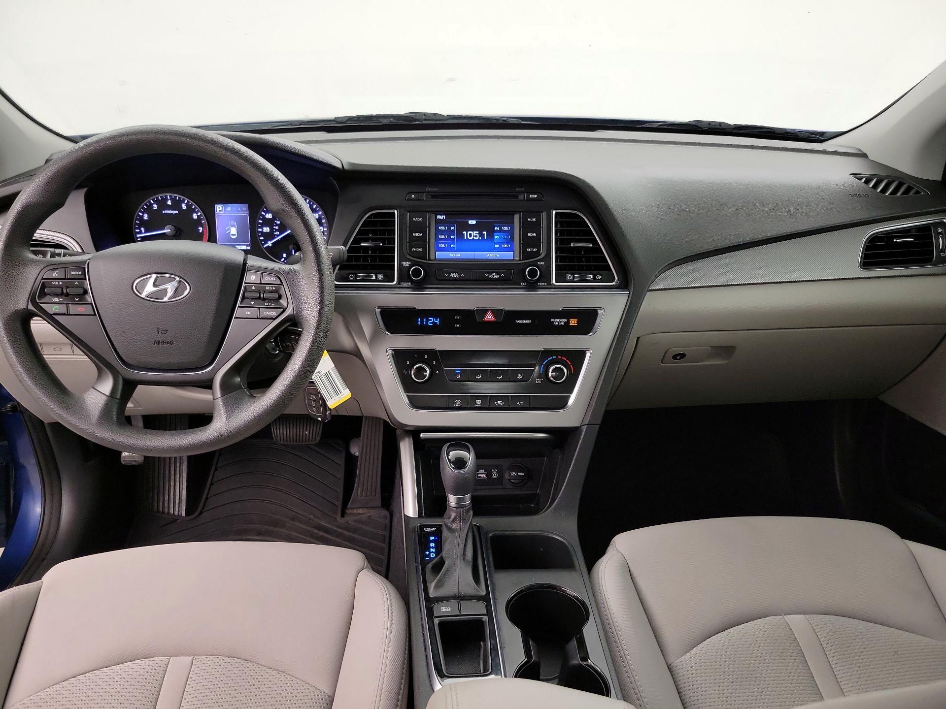 Thumbnail: 2015 Hyundai Sonata - 9