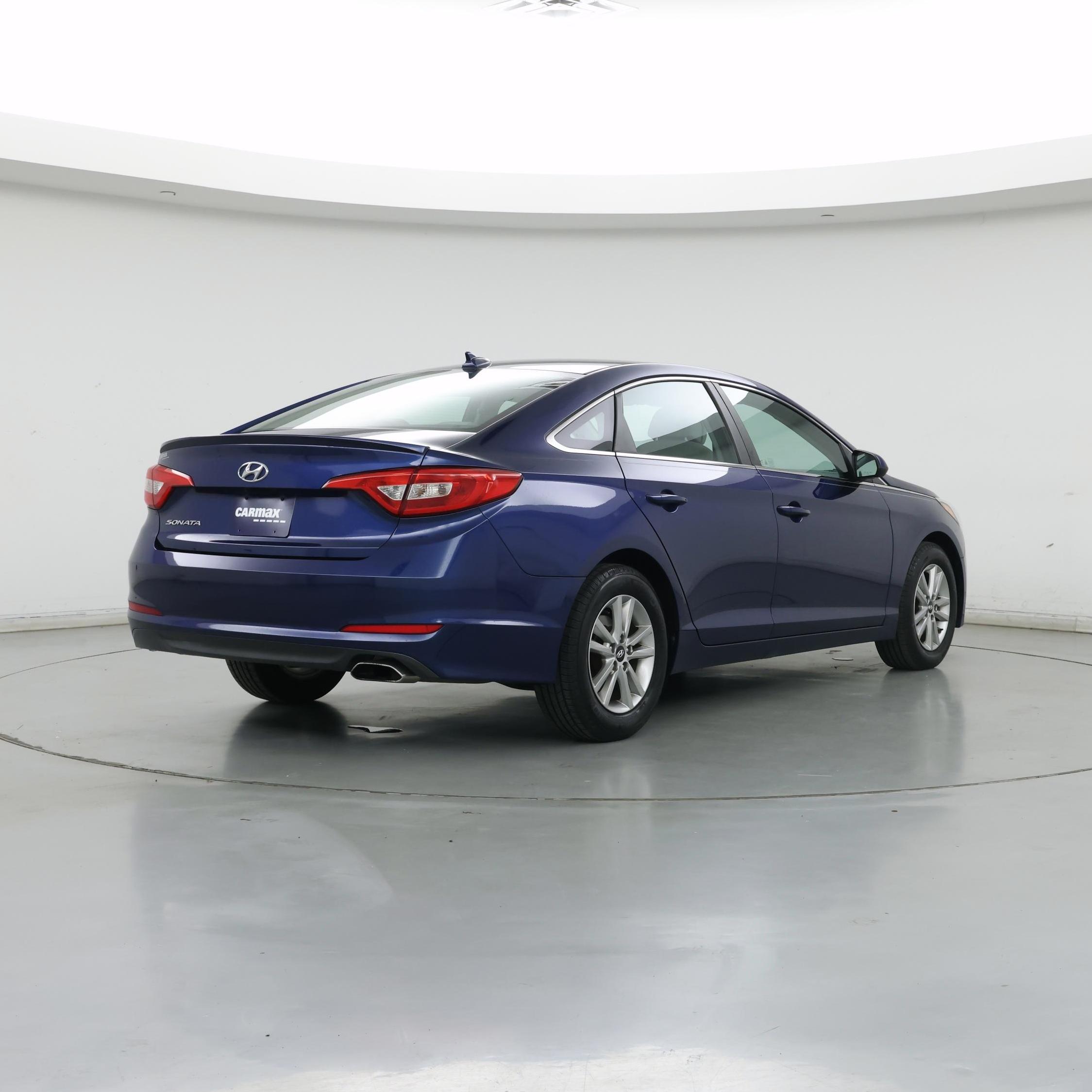 Thumbnail: 2015 Hyundai Sonata - 8