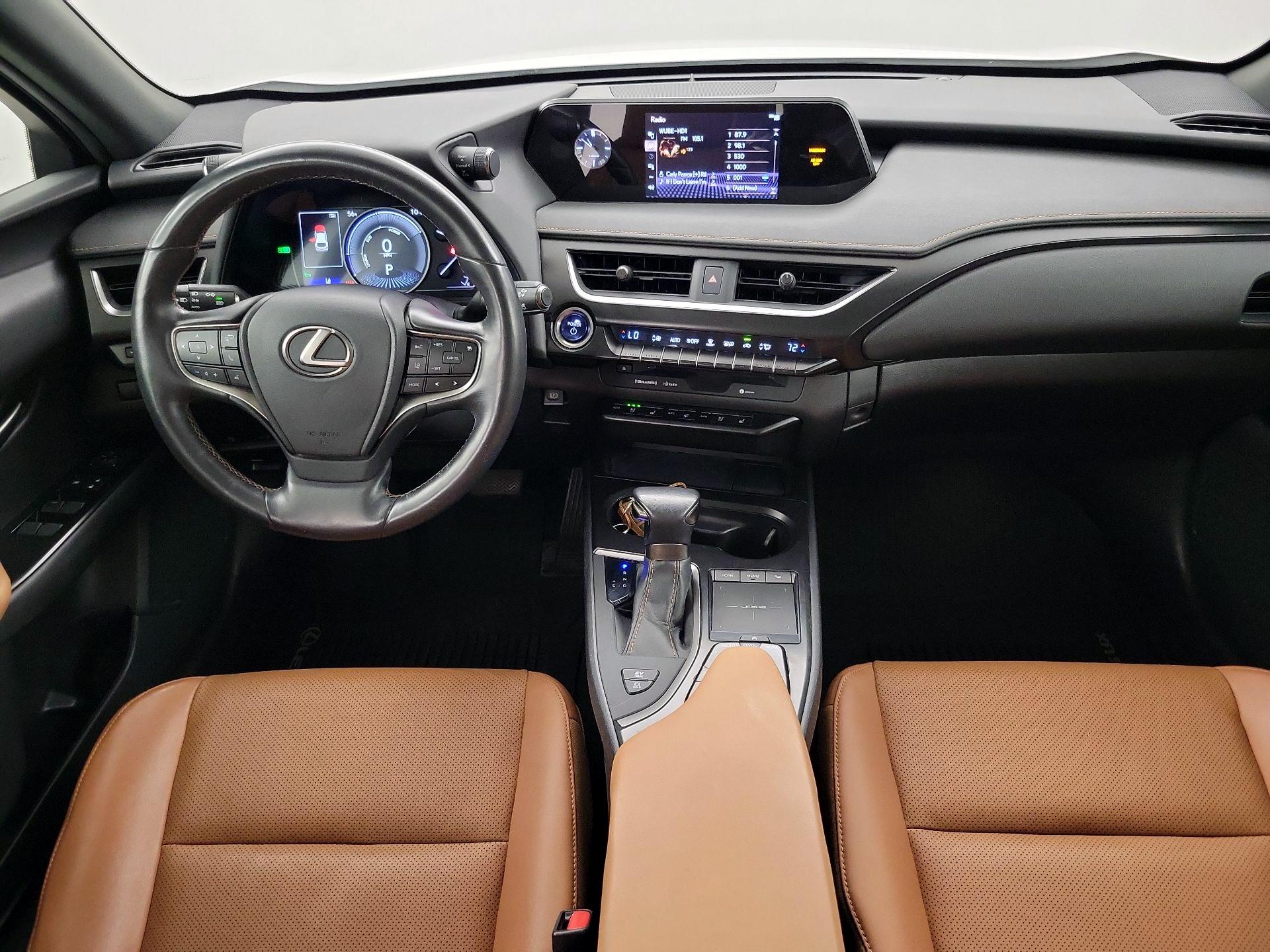 Thumbnail: 2019 Lexus UX - 9
