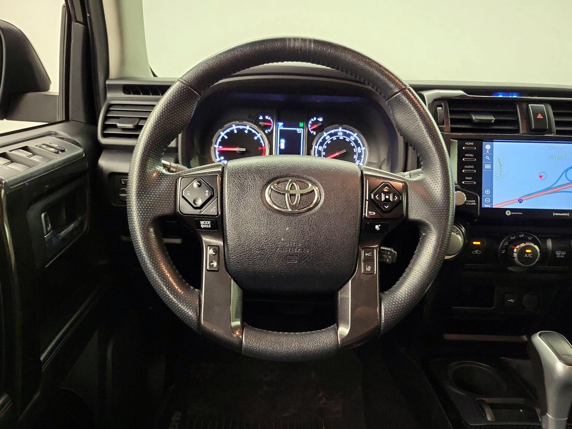 Thumbnail: 2021 Toyota 4Runner - 10