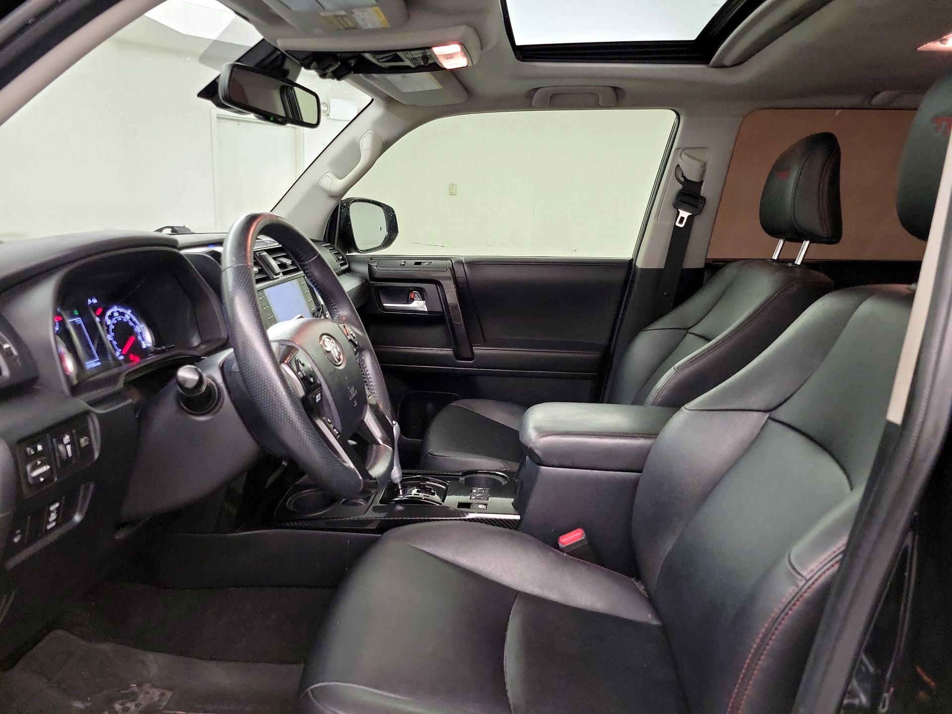 Thumbnail: 2021 Toyota 4Runner - 11
