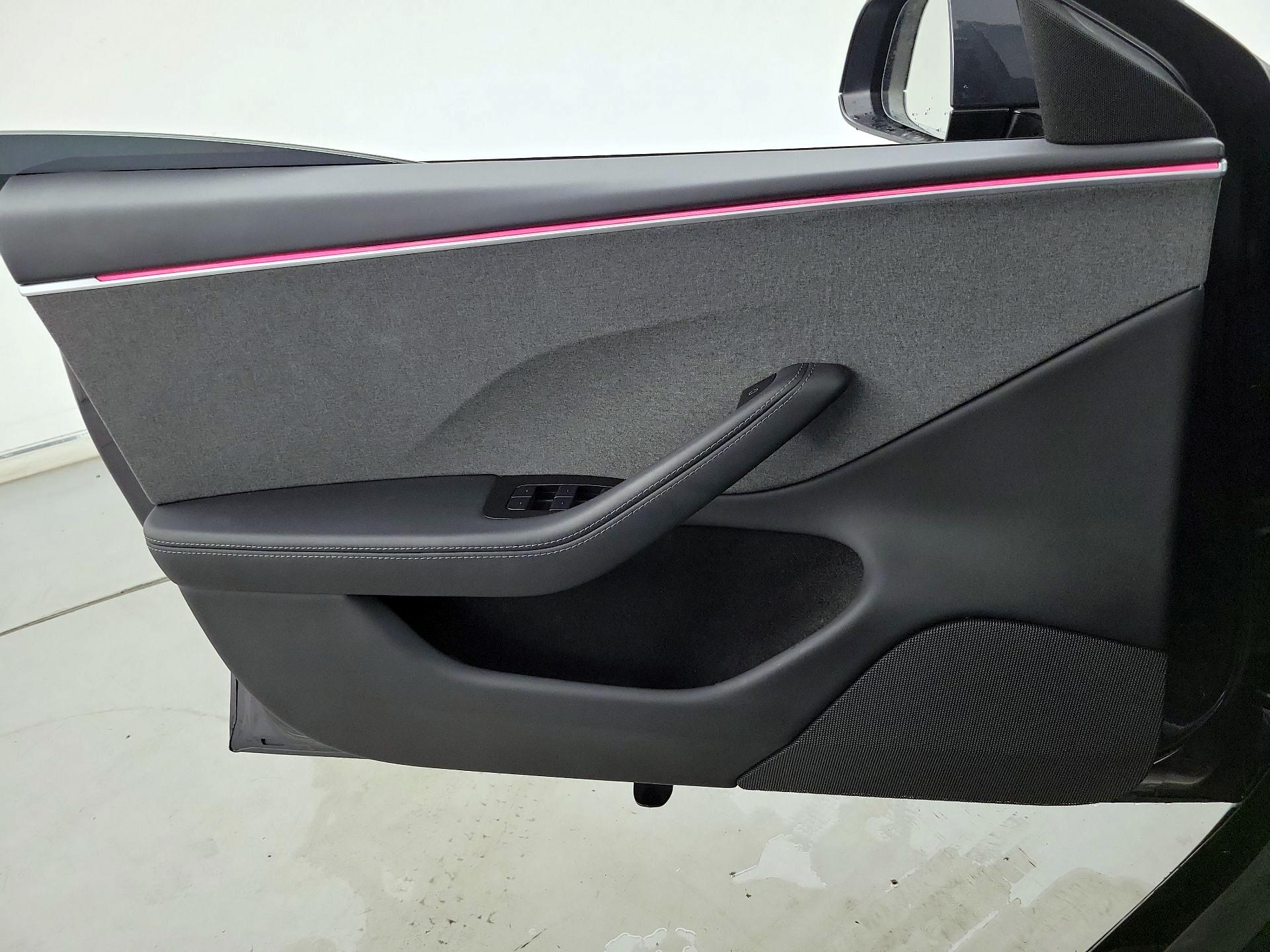 Thumbnail: 2024 Tesla Model 3 - 12