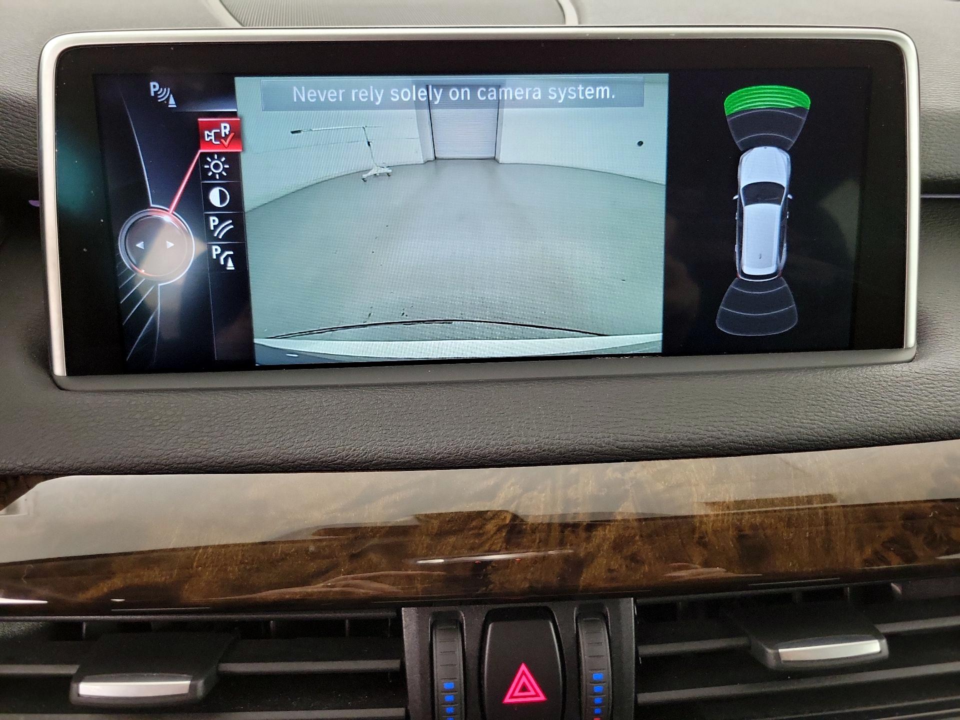 Thumbnail: 2015 BMW X5 - 15