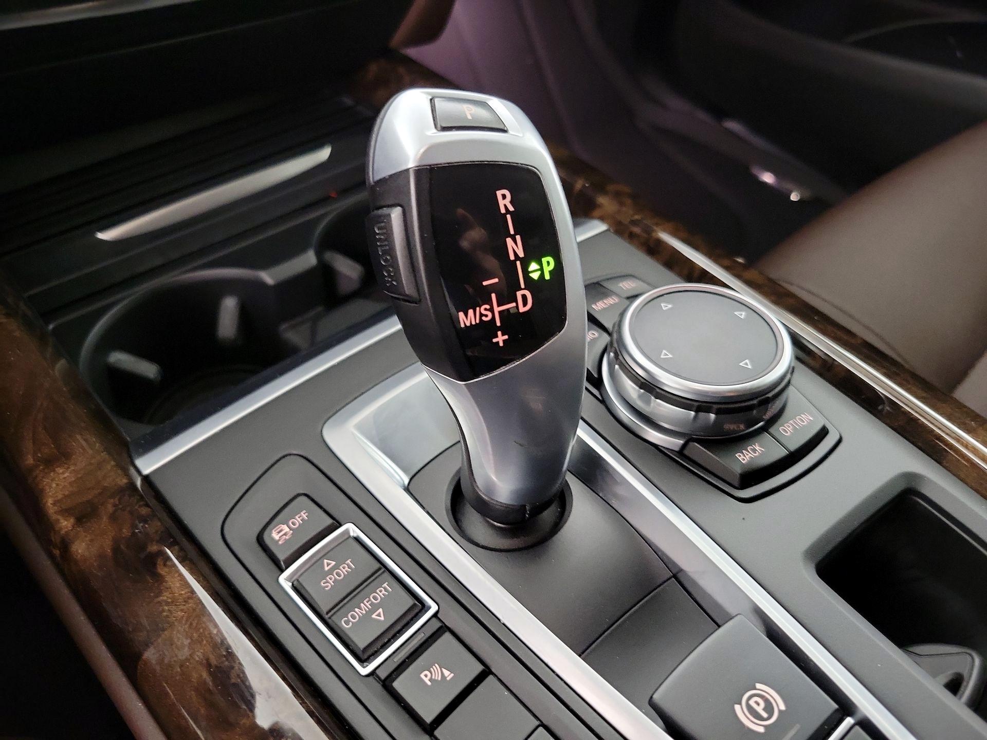 Thumbnail: 2015 BMW X5 - 18