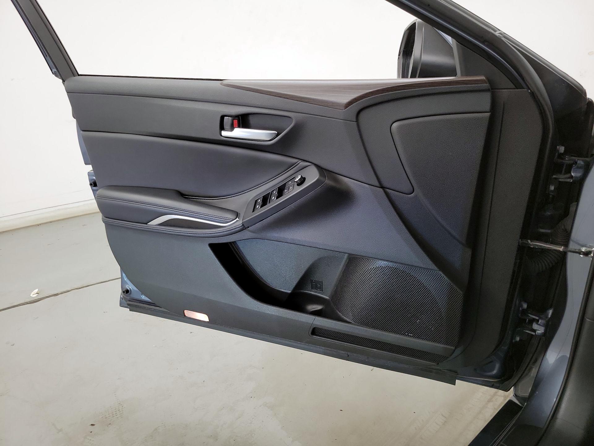 Thumbnail: 2019 Toyota Avalon - 12