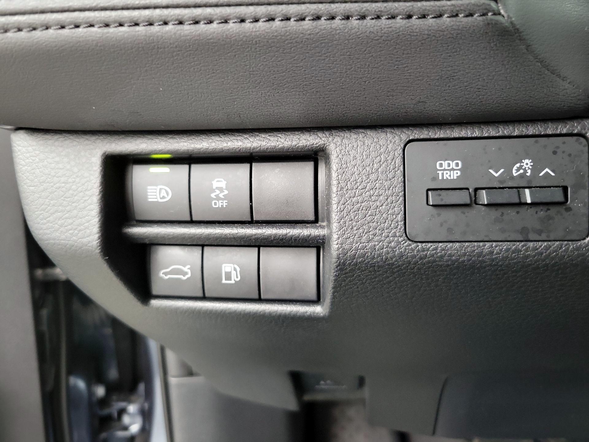 Thumbnail: 2019 Toyota Avalon - 13