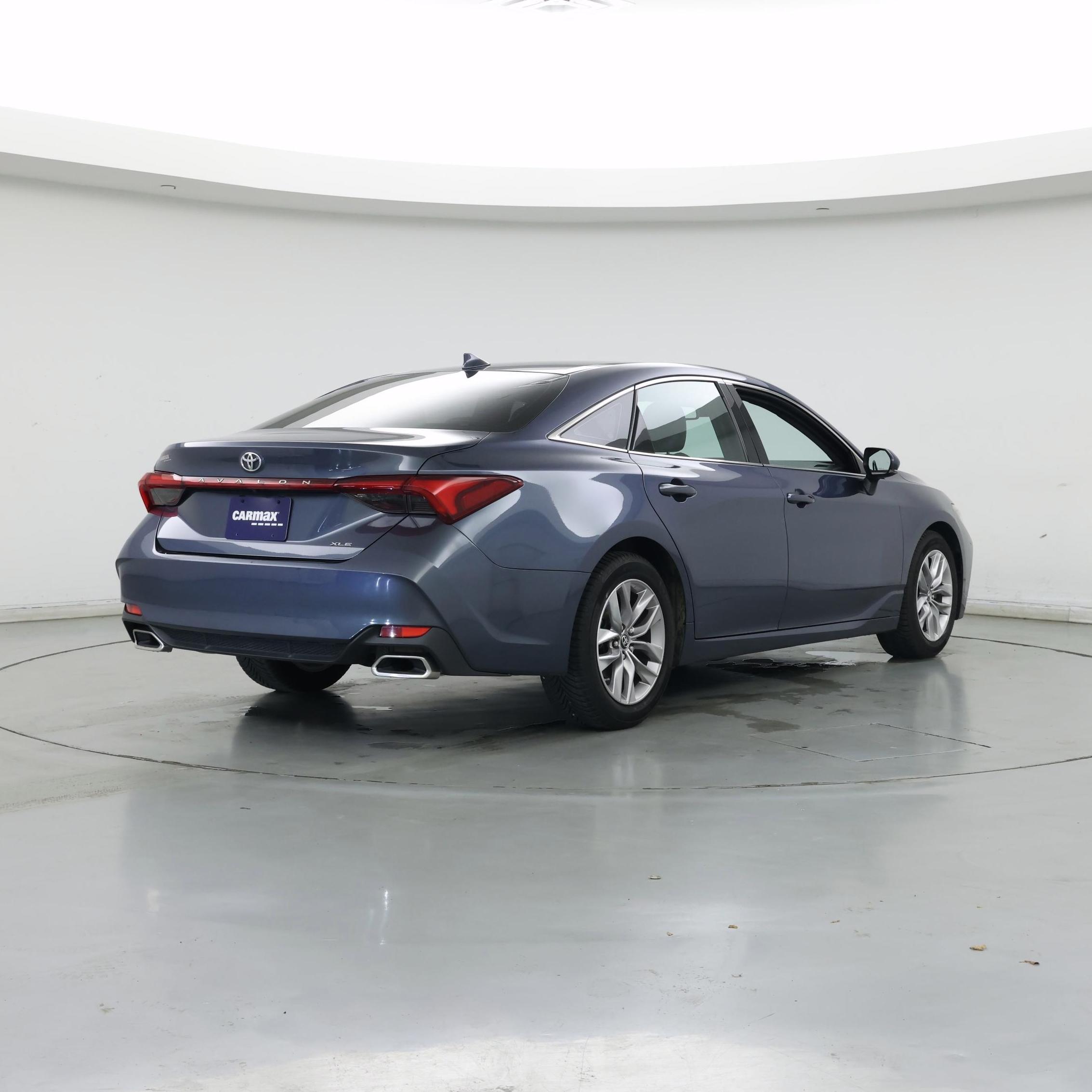 Thumbnail: 2019 Toyota Avalon - 8