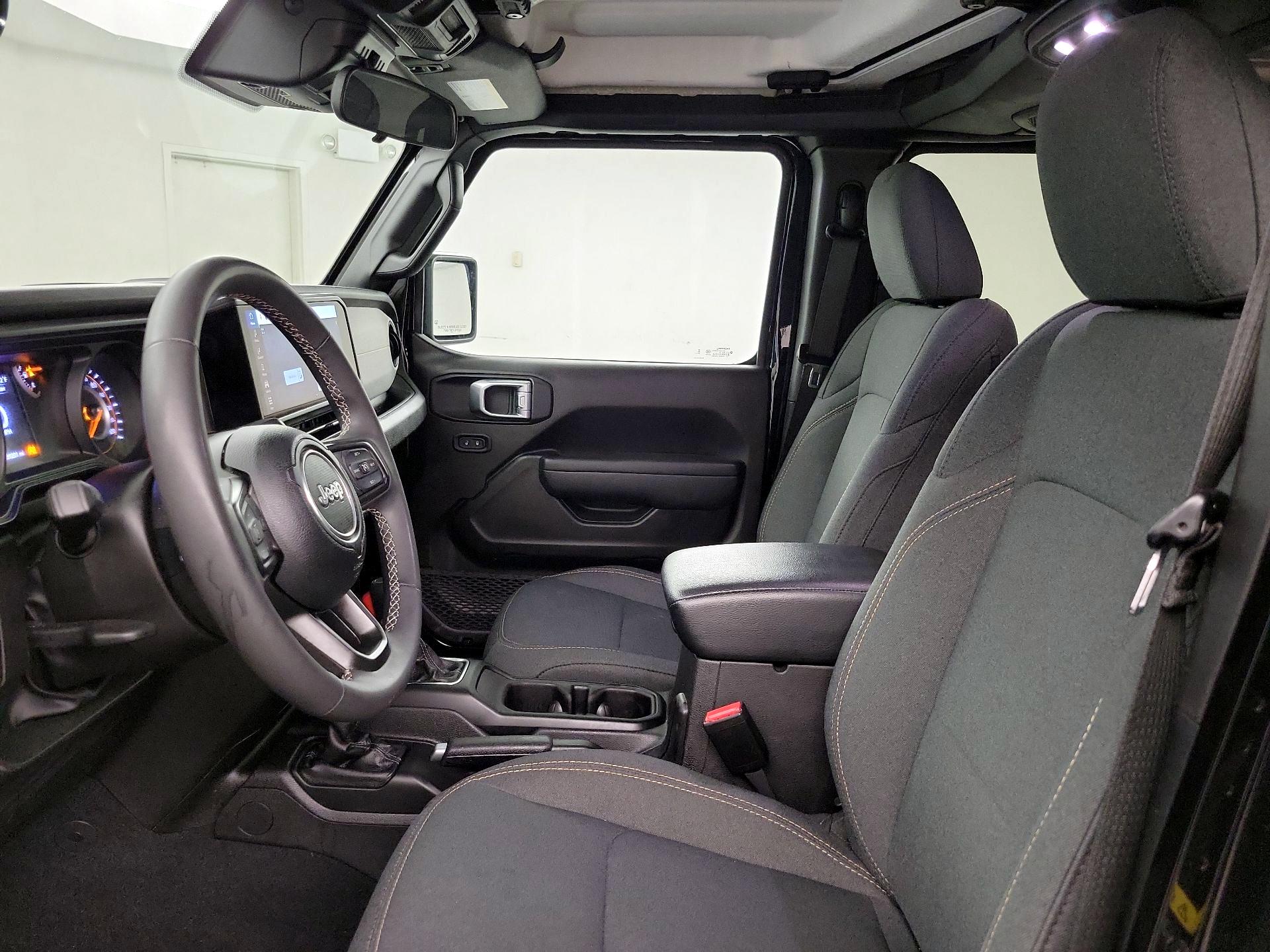Thumbnail: 2025 Jeep Wrangler - 11
